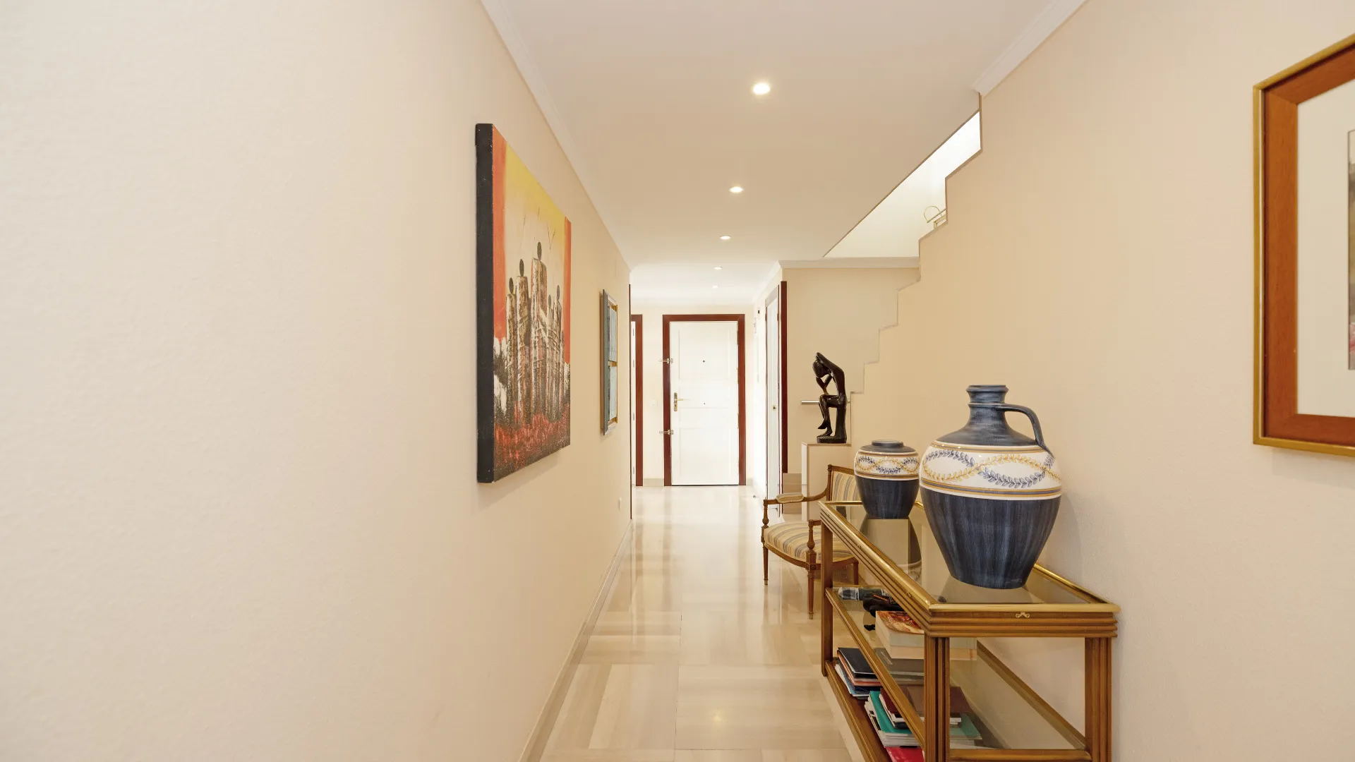 Duplex penthouse with 5 bedrooms for sale in Marbella Centro