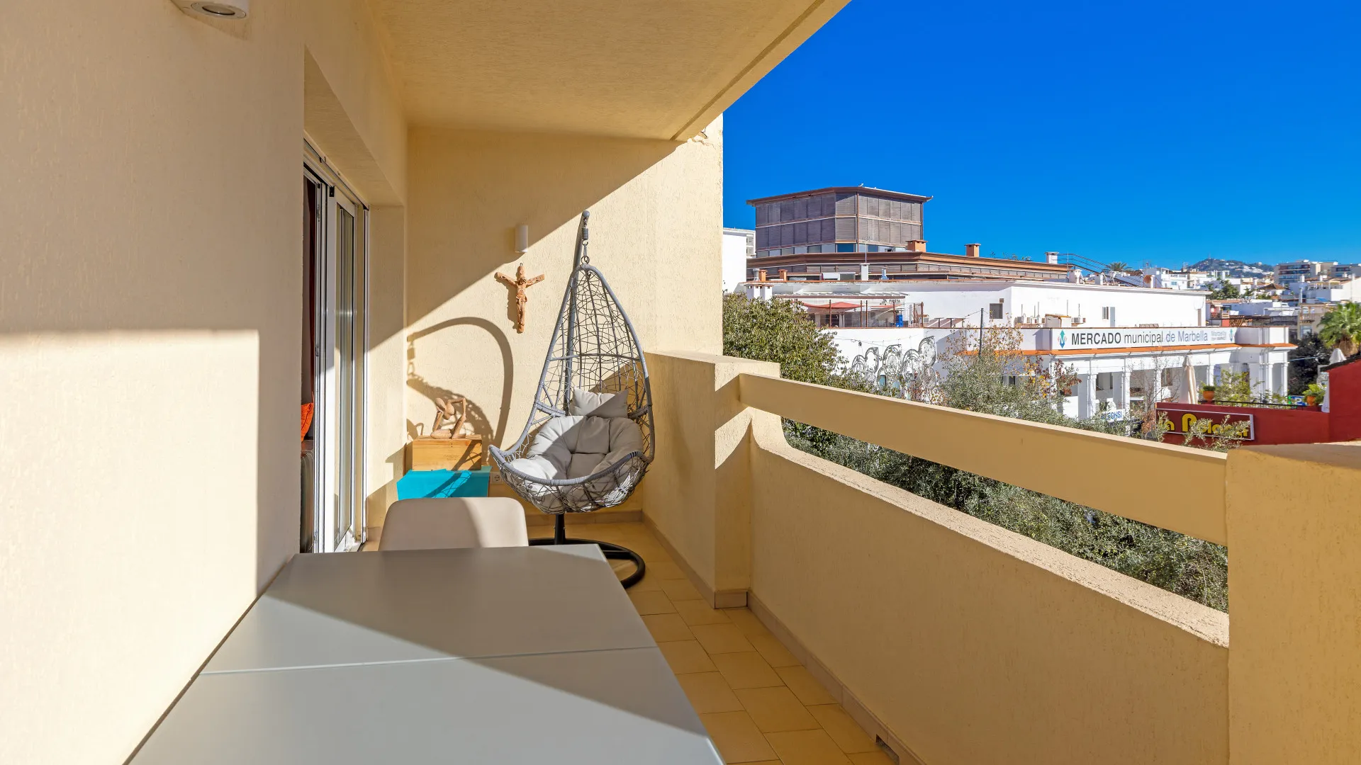 Marbella Centro, apartamento con 3 dormitorios en venta