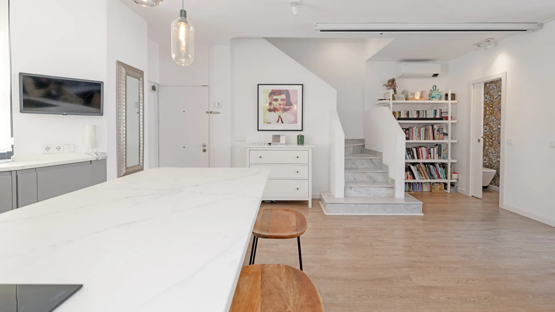 For sale Playa de la Fontanilla duplex penthouse with 3 bedrooms