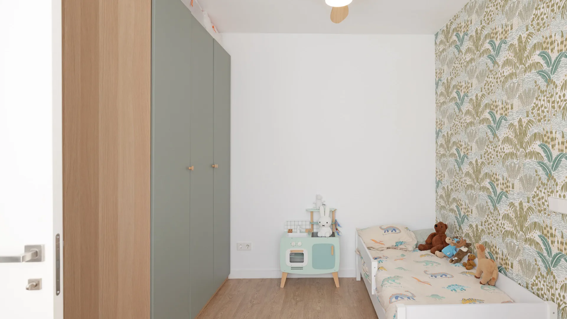 For sale Playa de la Fontanilla duplex penthouse with 3 bedrooms