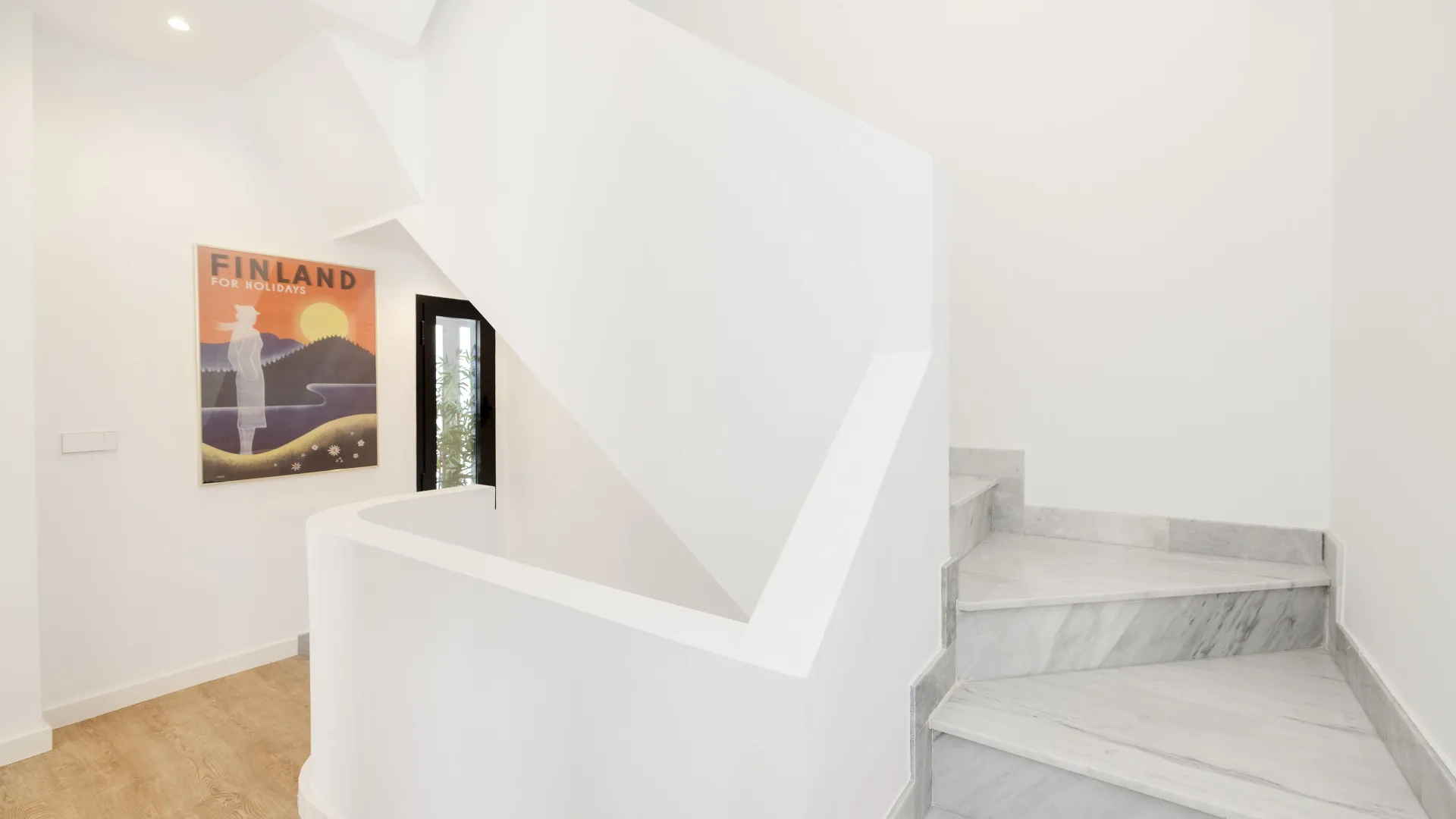 For sale Playa de la Fontanilla duplex penthouse with 3 bedrooms