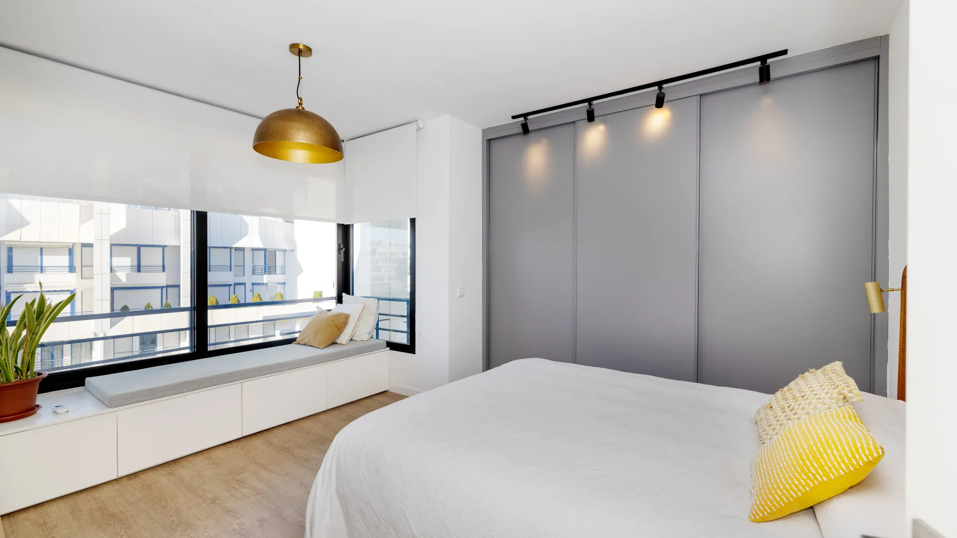 For sale Playa de la Fontanilla duplex penthouse with 3 bedrooms