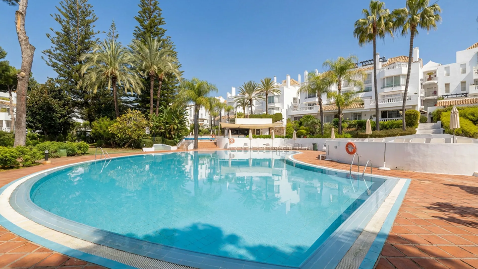 Apartamento planta baja a la venta en White Pearl Beach de 2 dormitorios