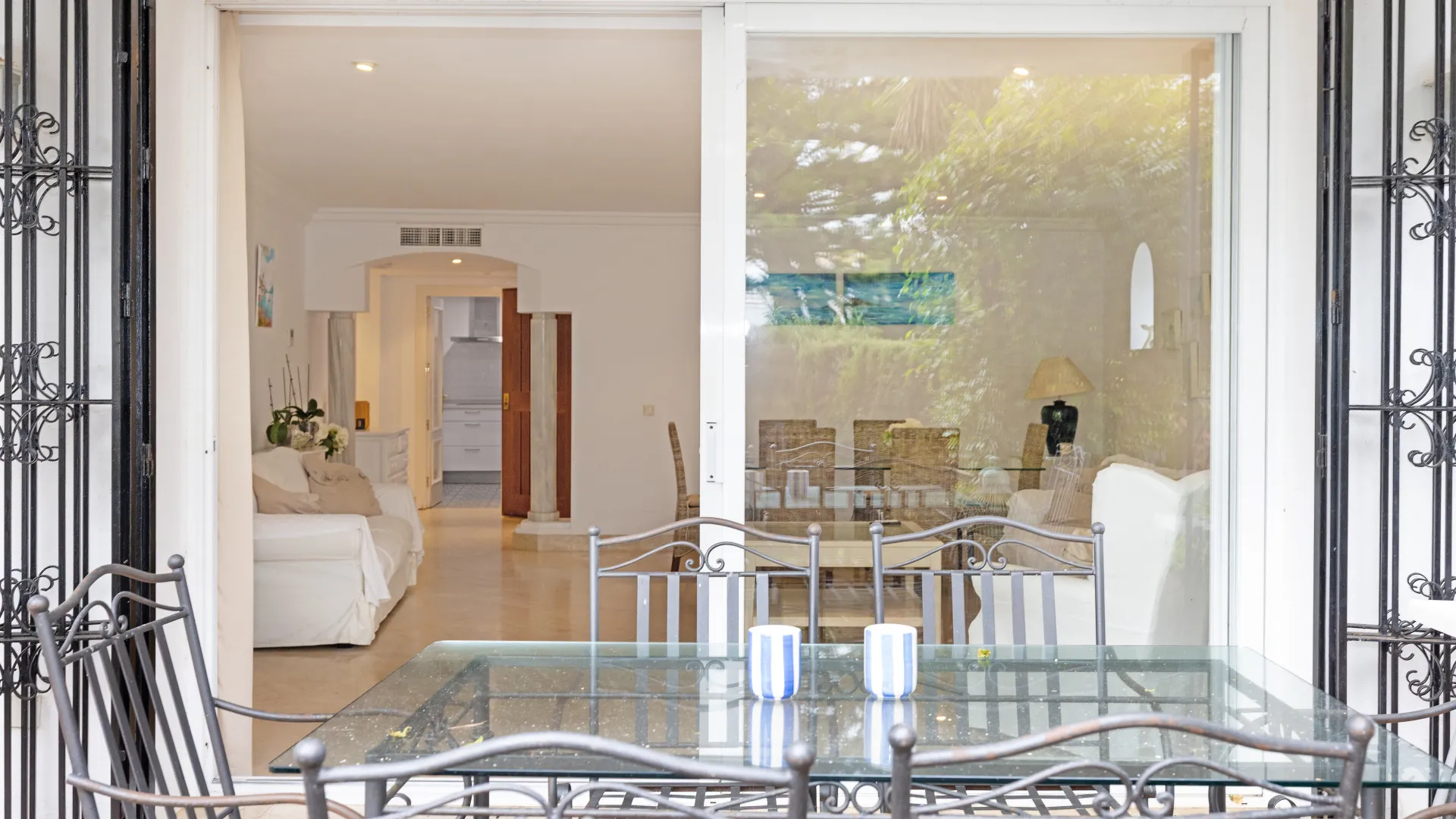 Apartamento planta baja a la venta en White Pearl Beach de 2 dormitorios