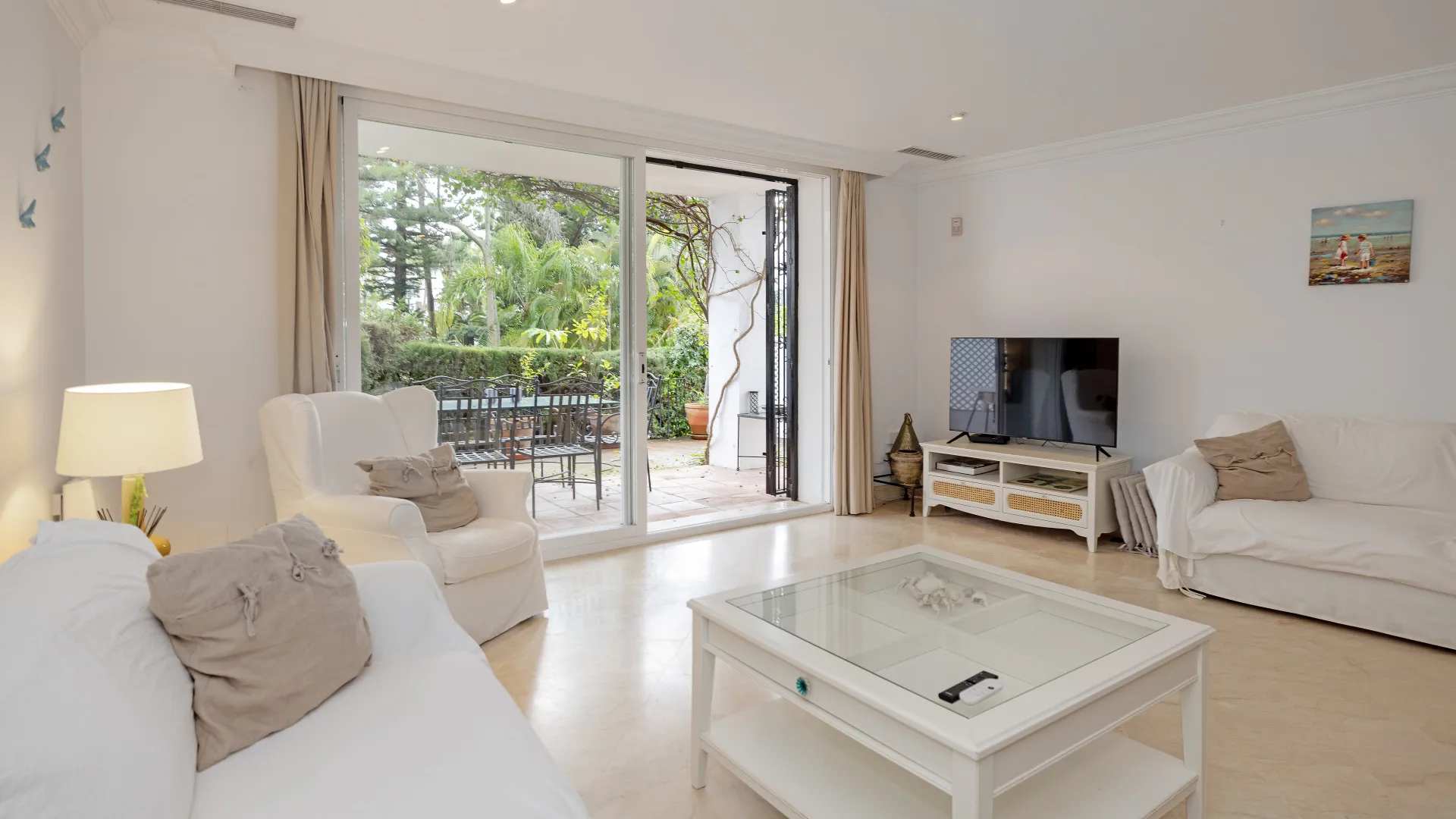 Apartamento planta baja a la venta en White Pearl Beach de 2 dormitorios