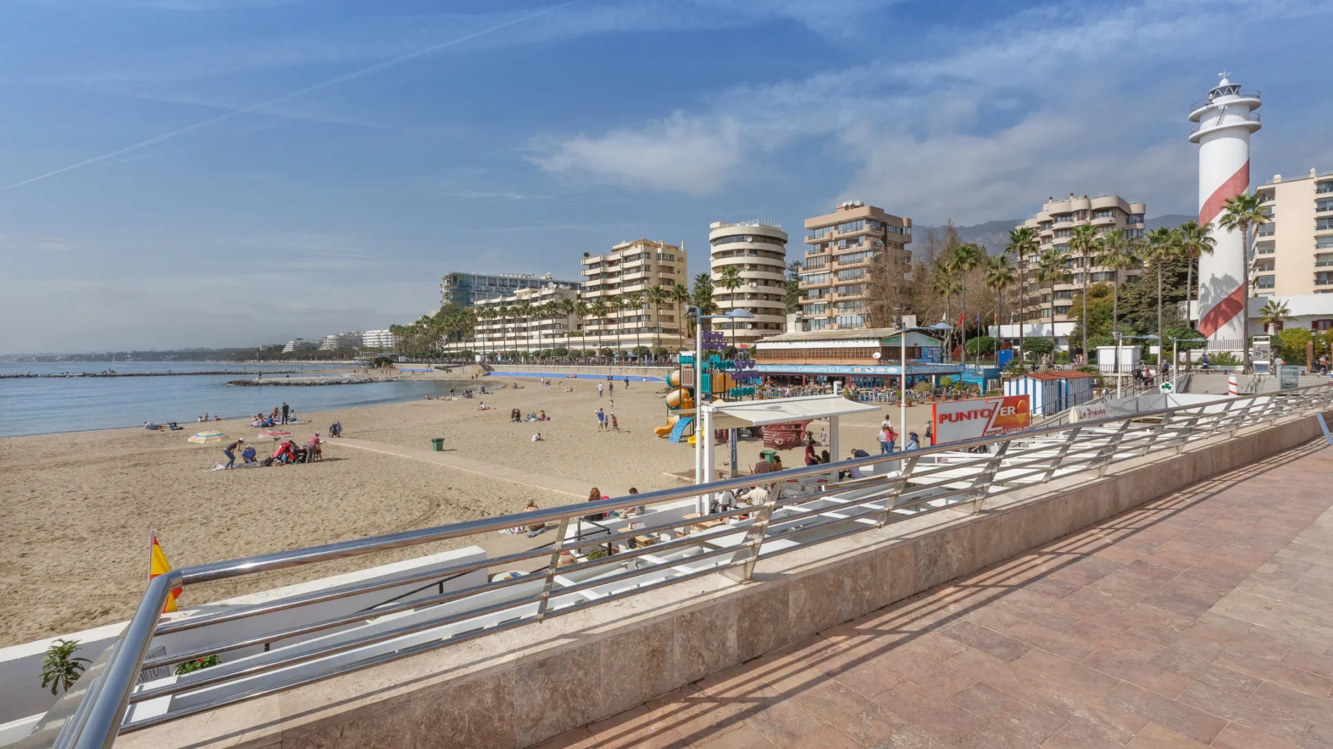 3 bedrooms apartment in Playa Bajadilla - Puertos for sale