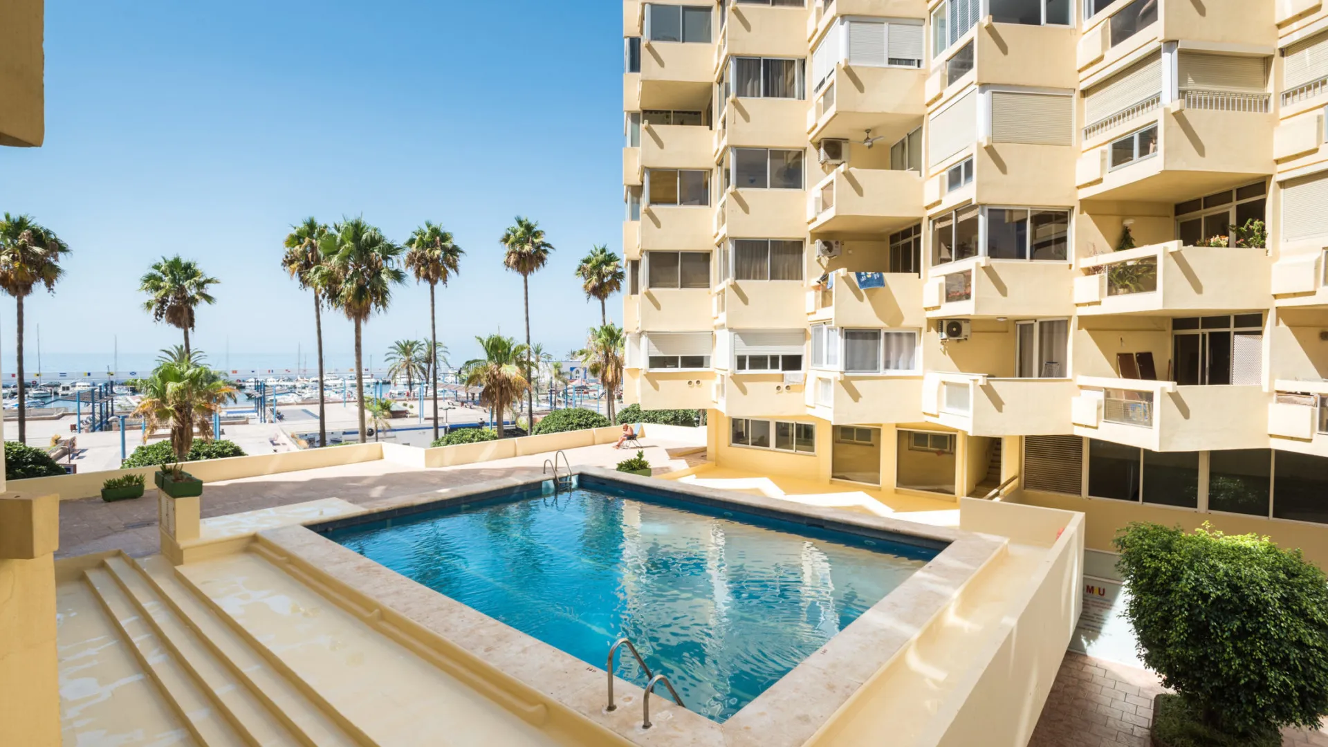 3 bedrooms apartment in Playa Bajadilla - Puertos for sale
