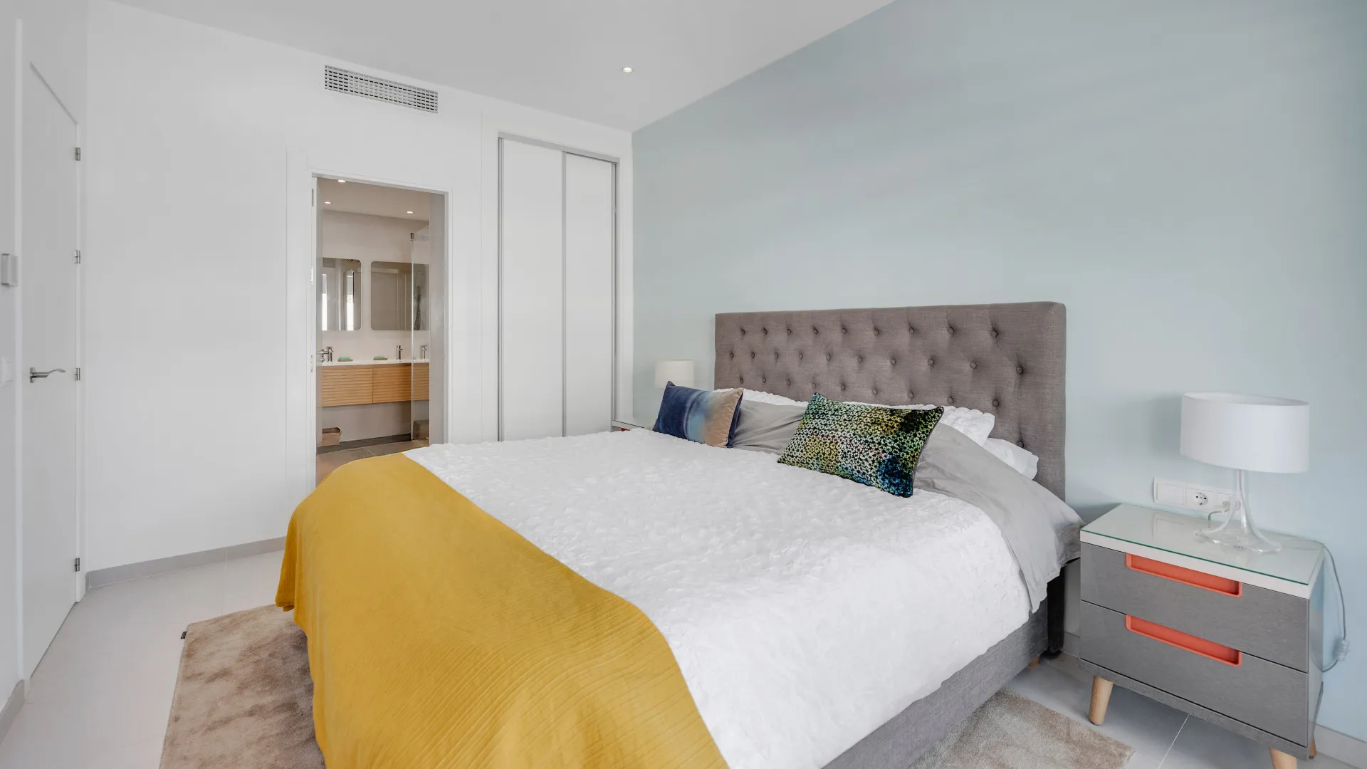 For sale apartment in Jardines del Mar with 2 bedrooms