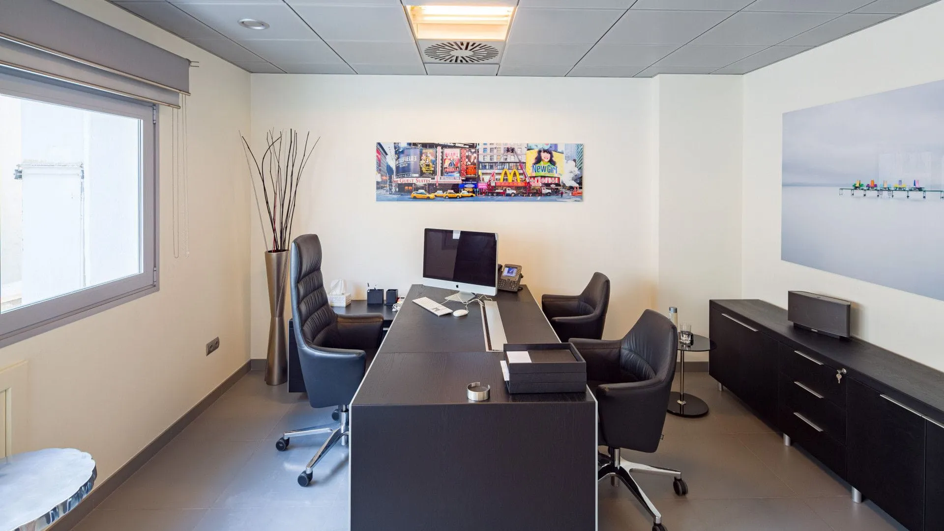 Marbella - Puerto Banus office for sale