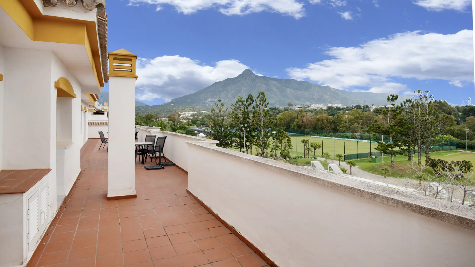 For sale La Dama de Noche penthouse with 2 bedrooms