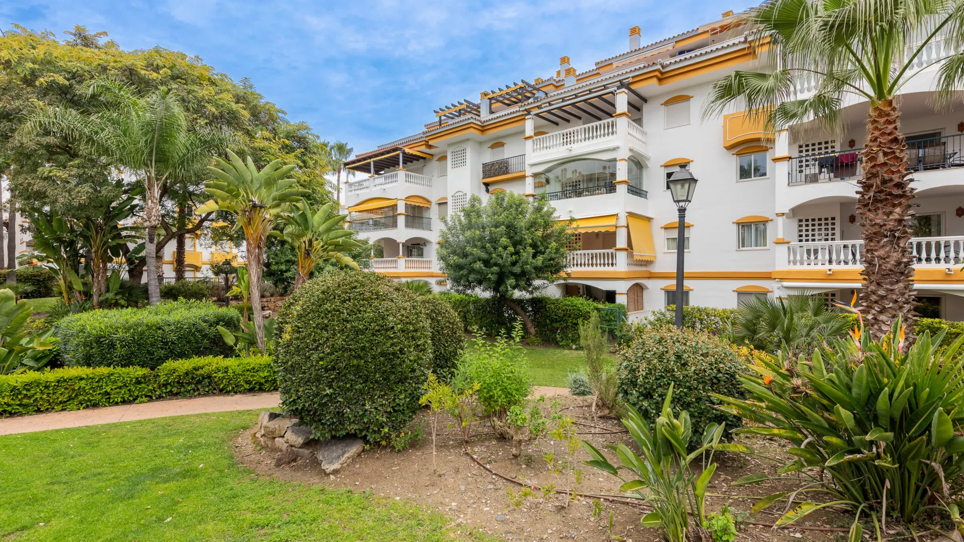 For sale La Dama de Noche penthouse with 2 bedrooms