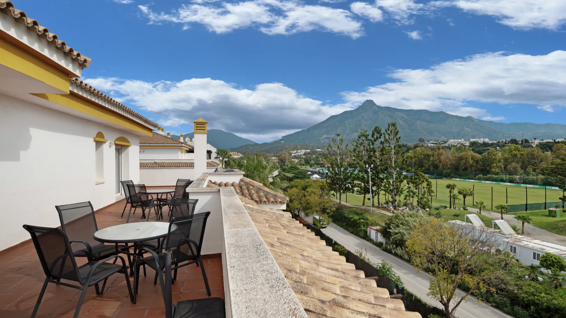 For sale La Dama de Noche penthouse with 2 bedrooms