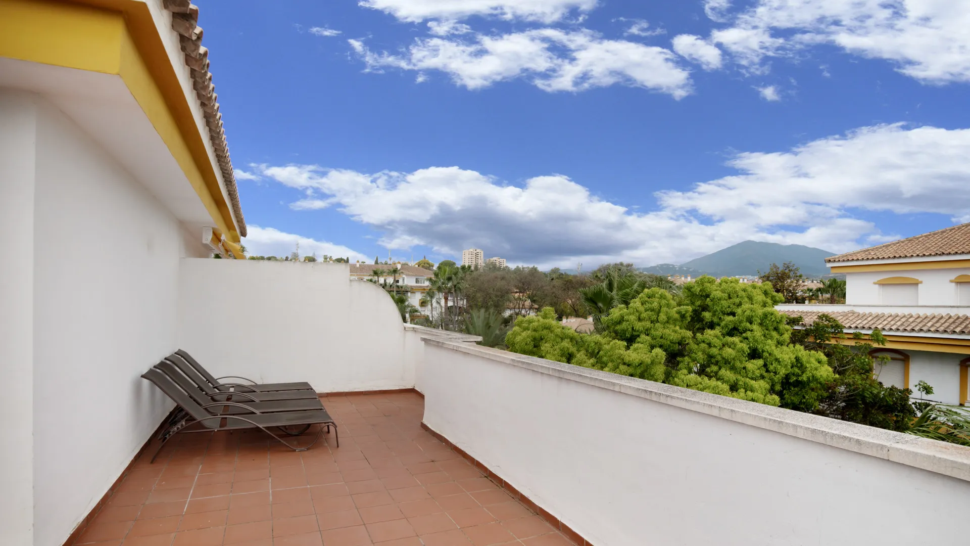 For sale La Dama de Noche penthouse with 2 bedrooms