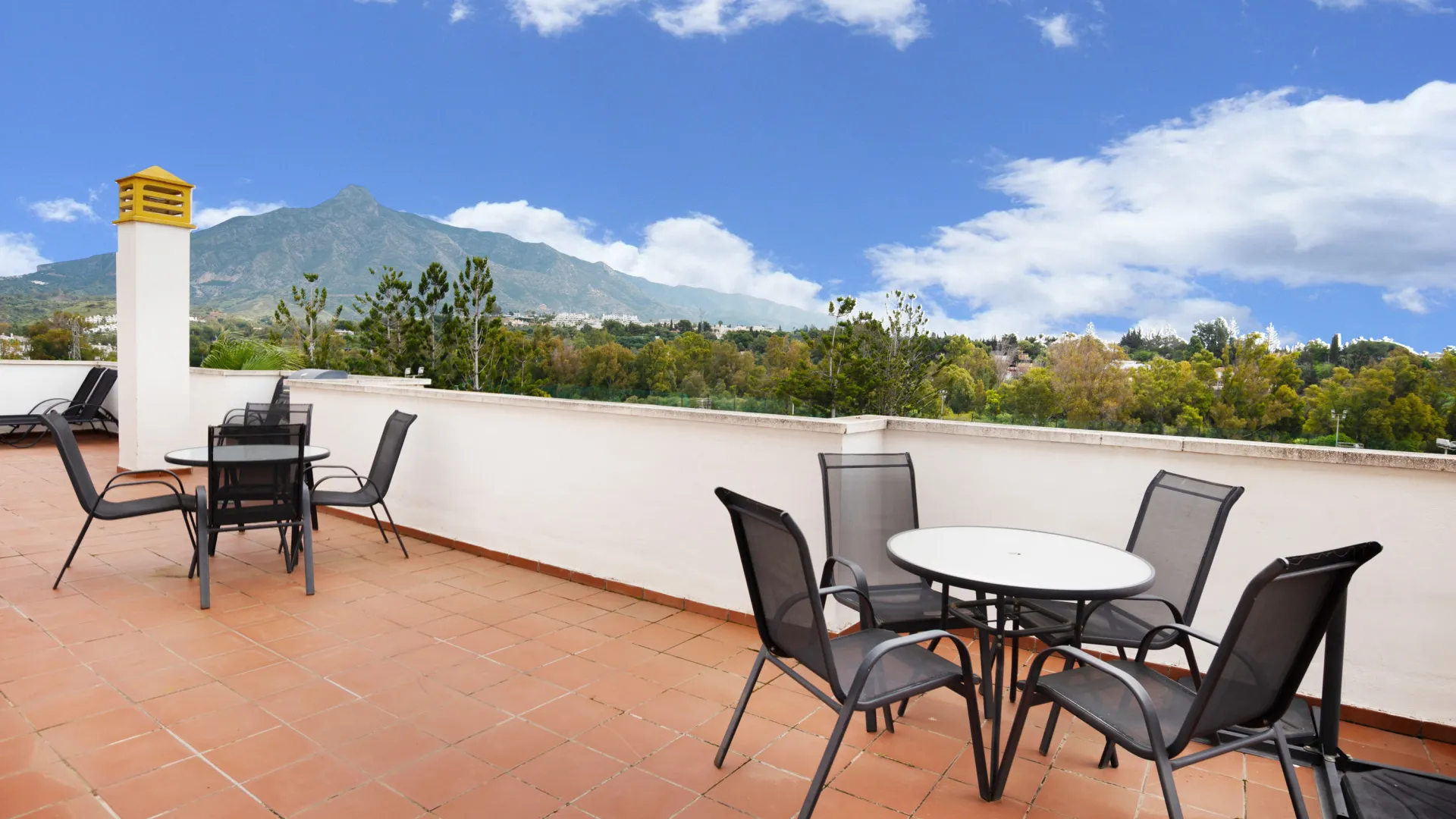 For sale La Dama de Noche penthouse with 2 bedrooms