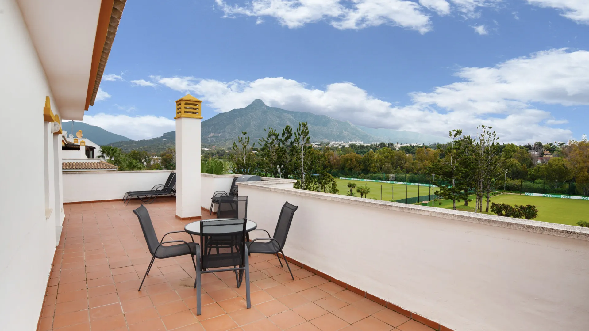 For sale La Dama de Noche penthouse with 2 bedrooms