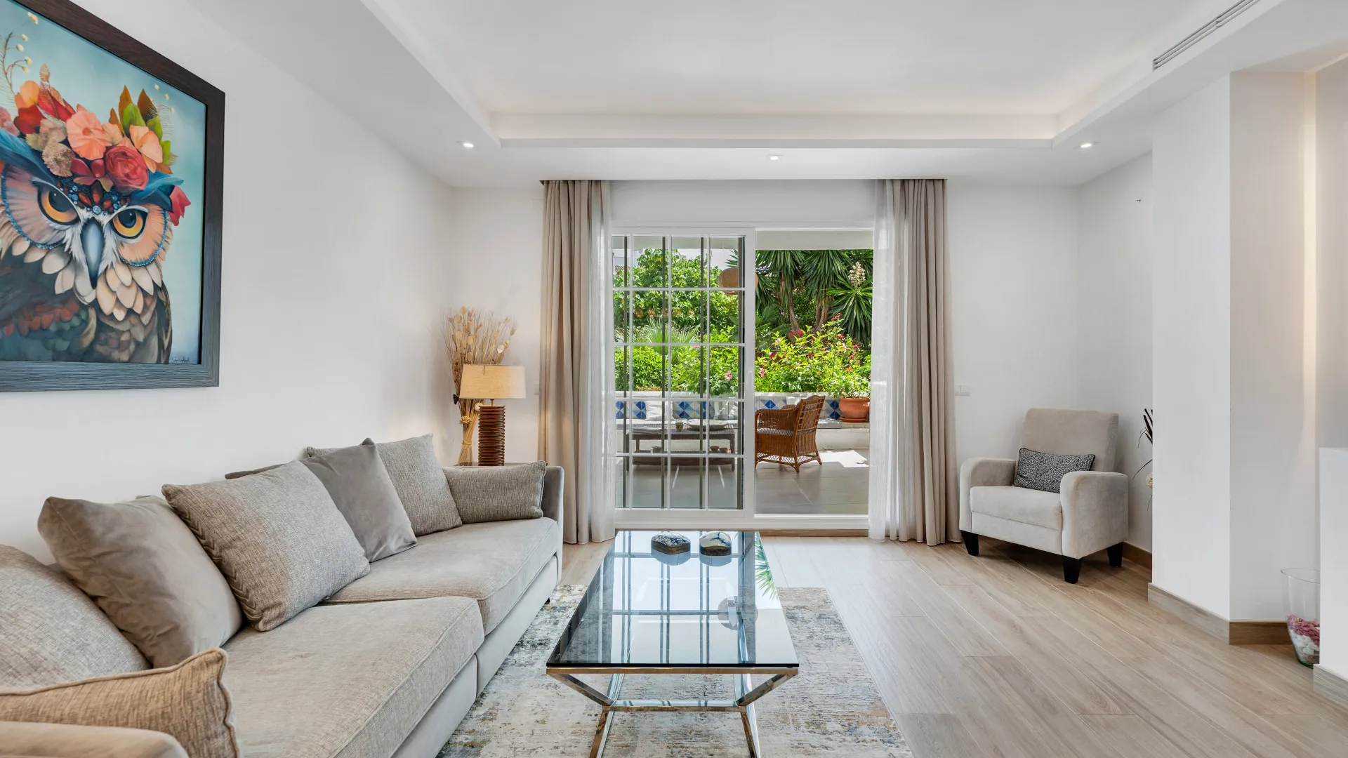 Ground floor apartment with 2 bedrooms for sale in Puente Romano II