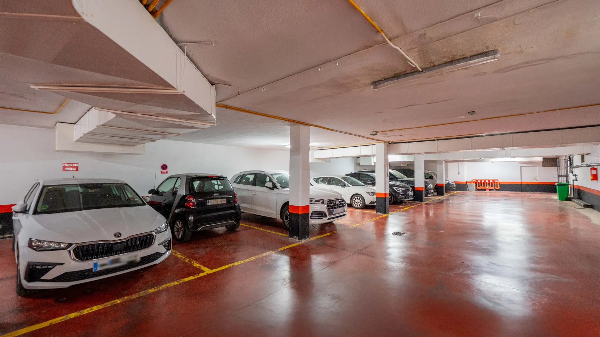 Ground floor apartment with 2 bedrooms for sale in Puente Romano II