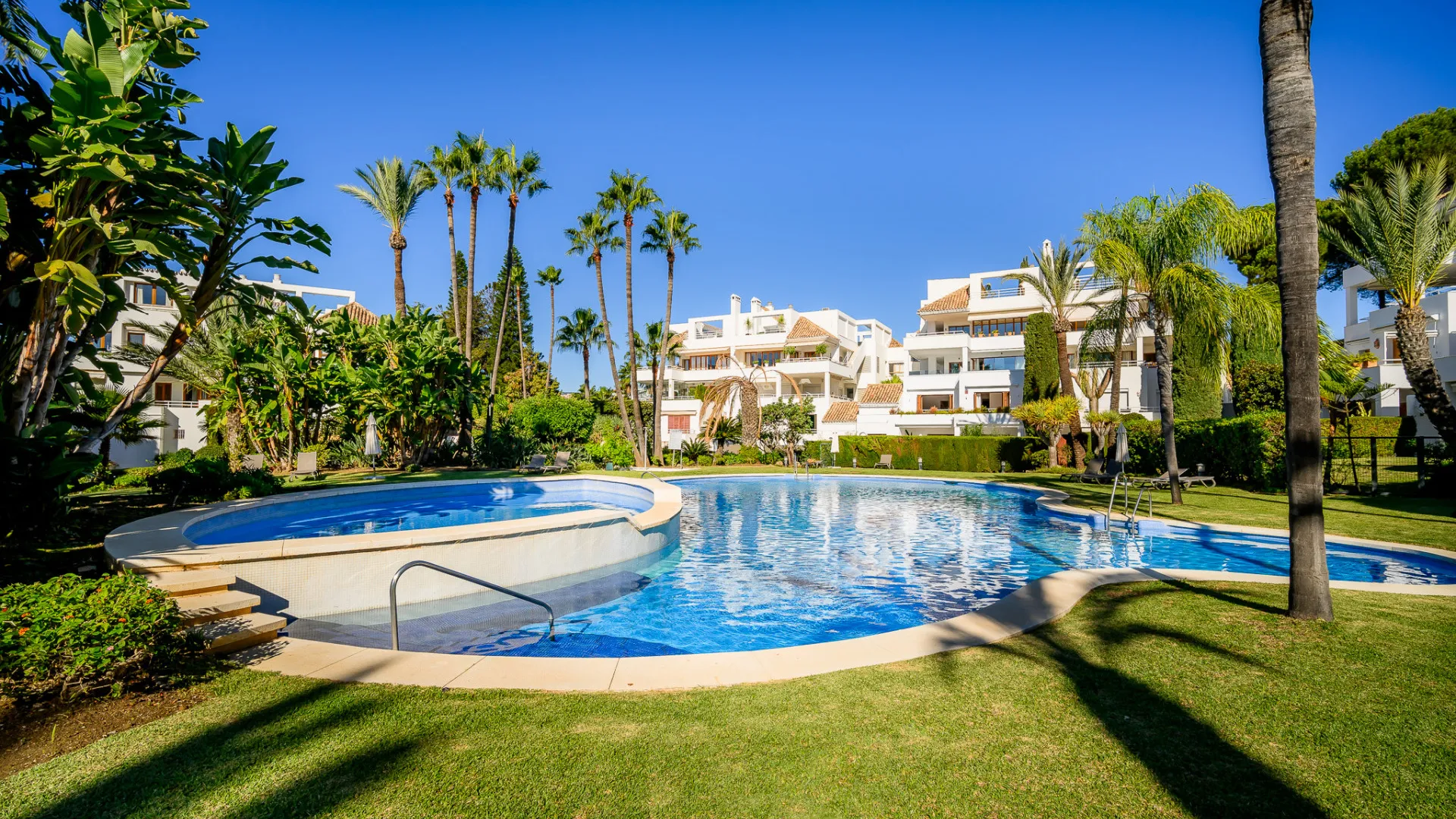 2 bedrooms Los Naranjos Golf apartment for sale