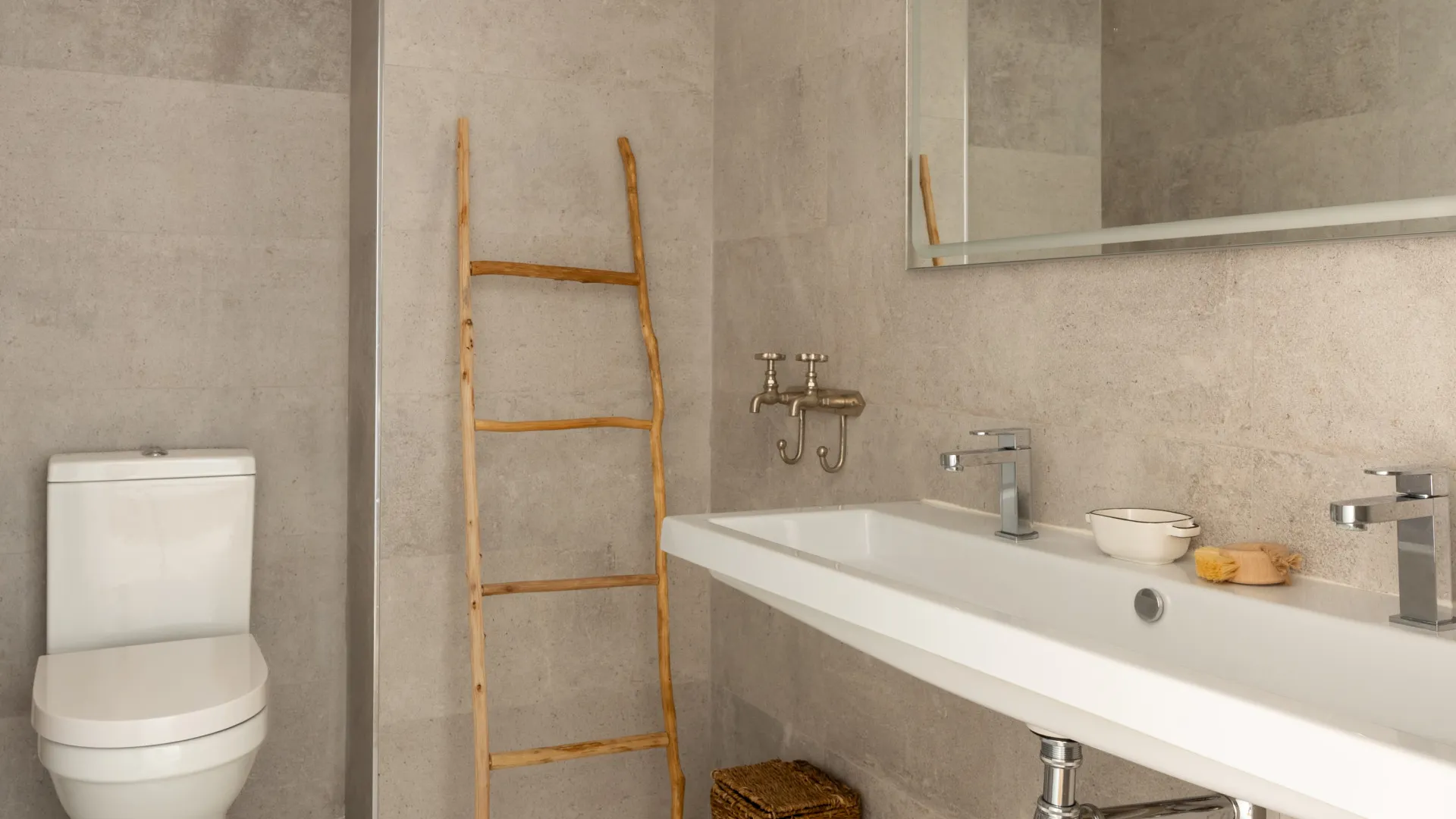 Comprar apartamento planta baja de 3 dormitorios en Mirador de Estepona Hills
