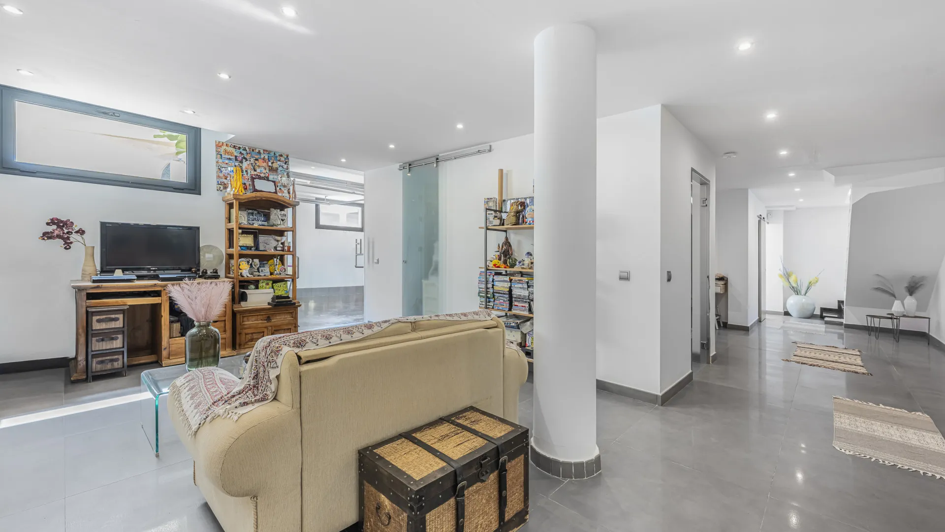 Estepona villa for sale