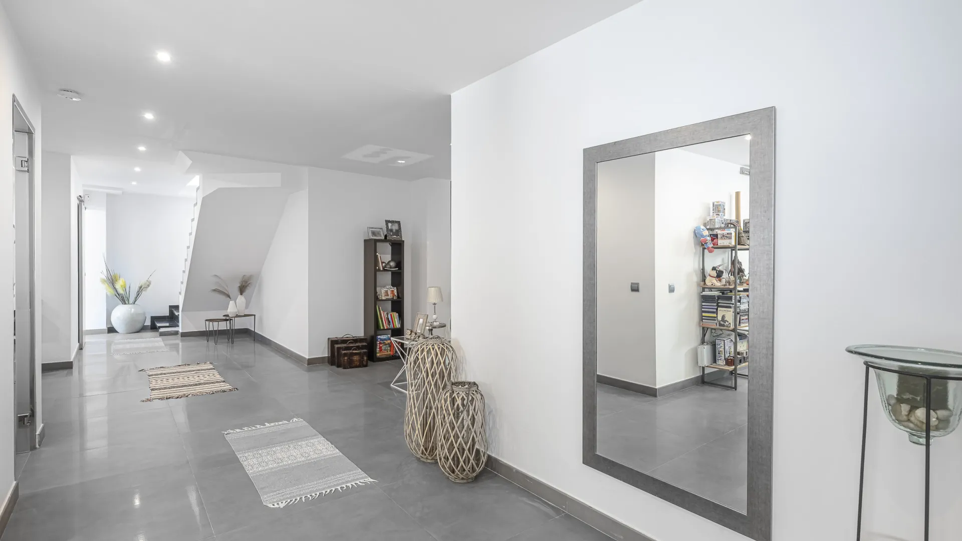 Estepona villa for sale