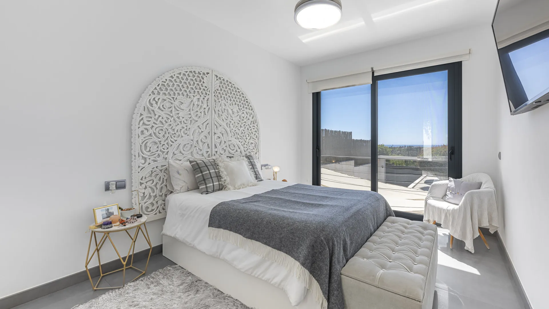 Estepona villa for sale