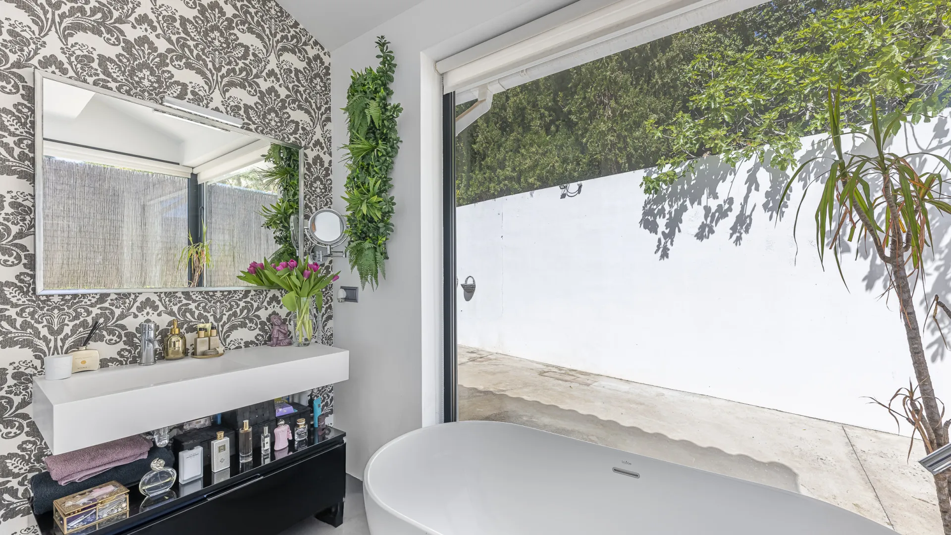 Estepona villa for sale