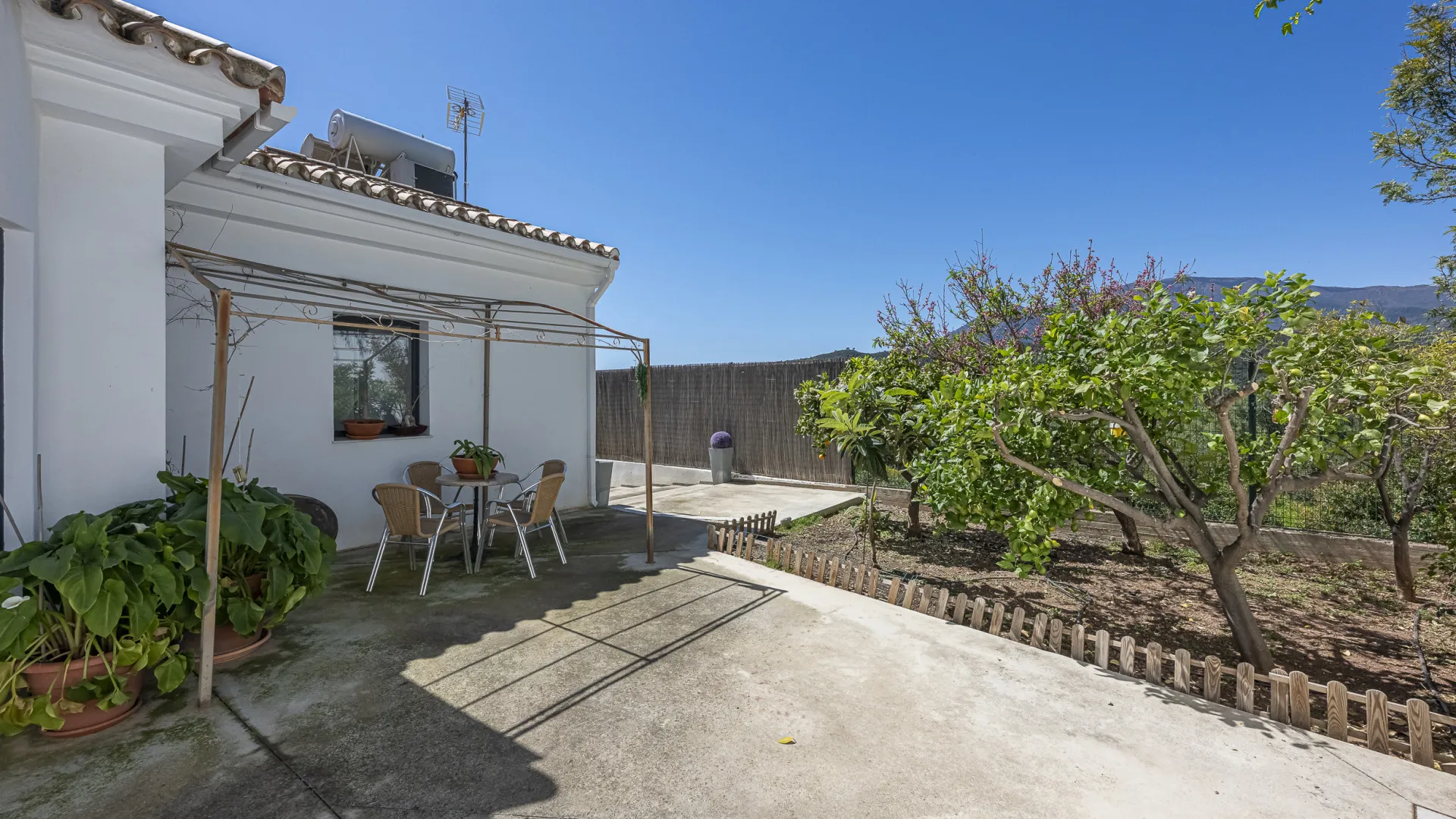 Estepona villa for sale