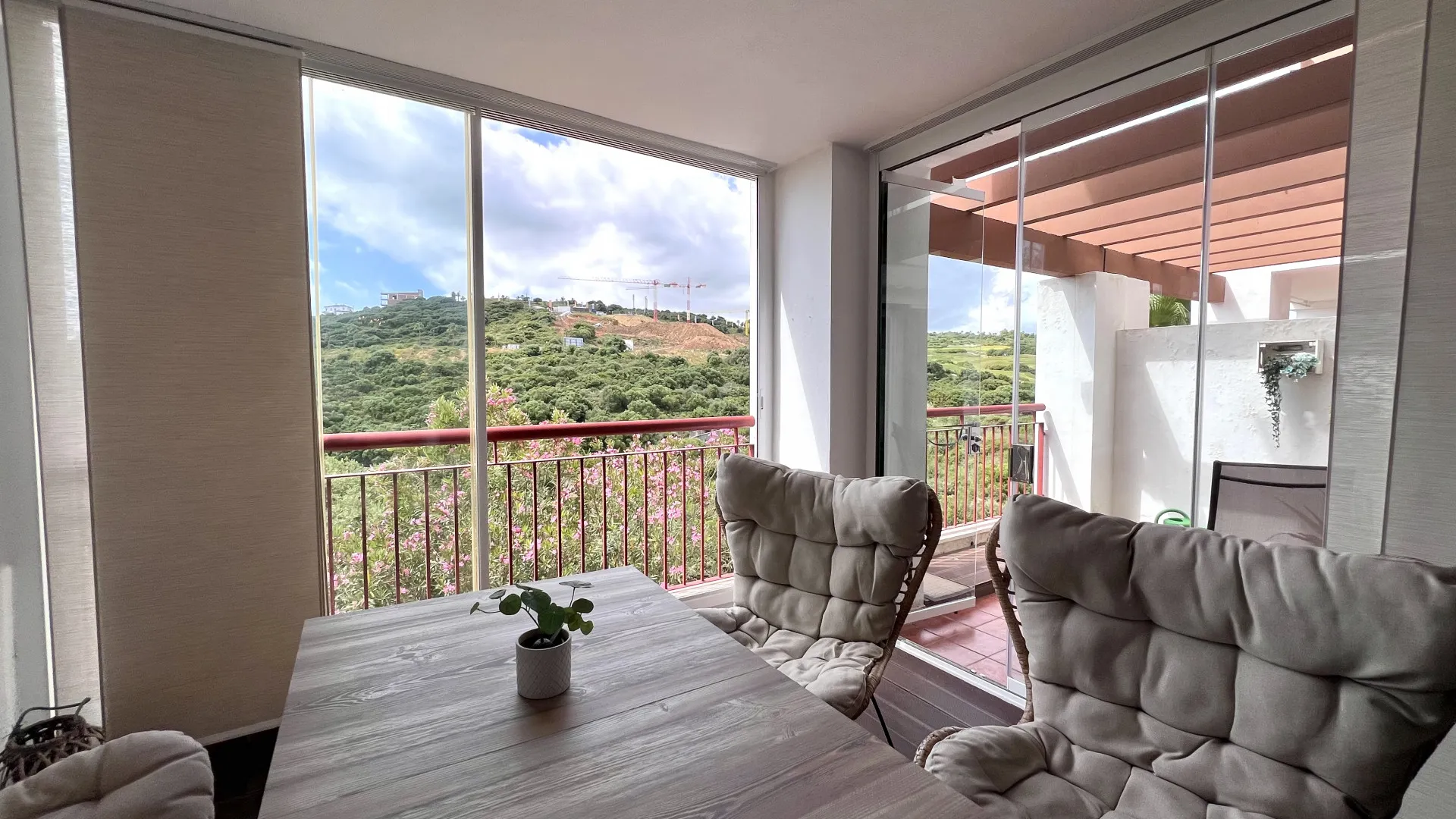 2 bedrooms apartment for sale in Alcaidesa