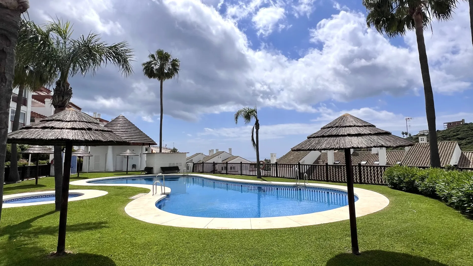 2 bedrooms apartment for sale in Alcaidesa