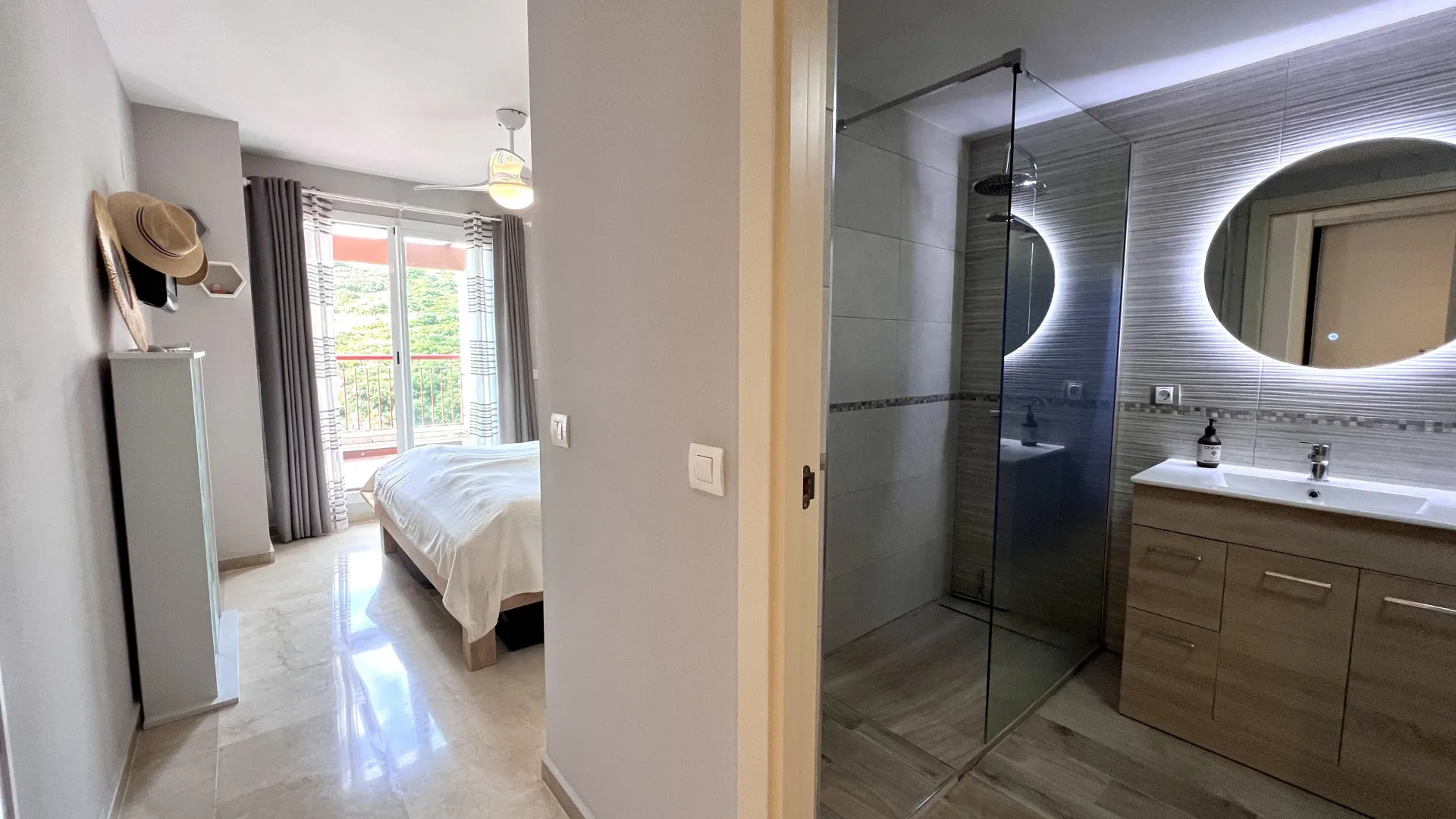 2 bedrooms apartment for sale in Alcaidesa