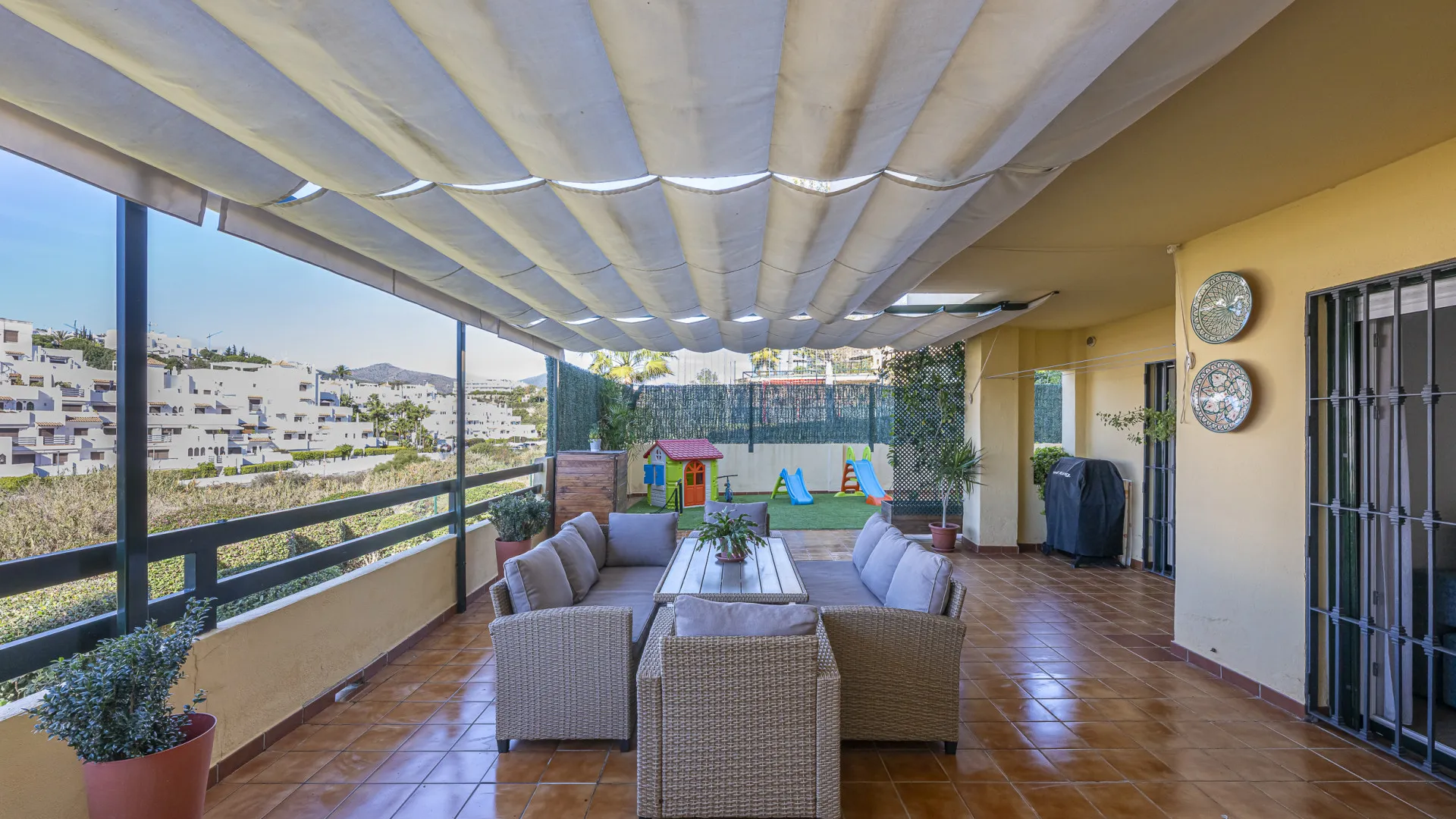 For sale 2 bedrooms ground floor apartment in Las Joyas