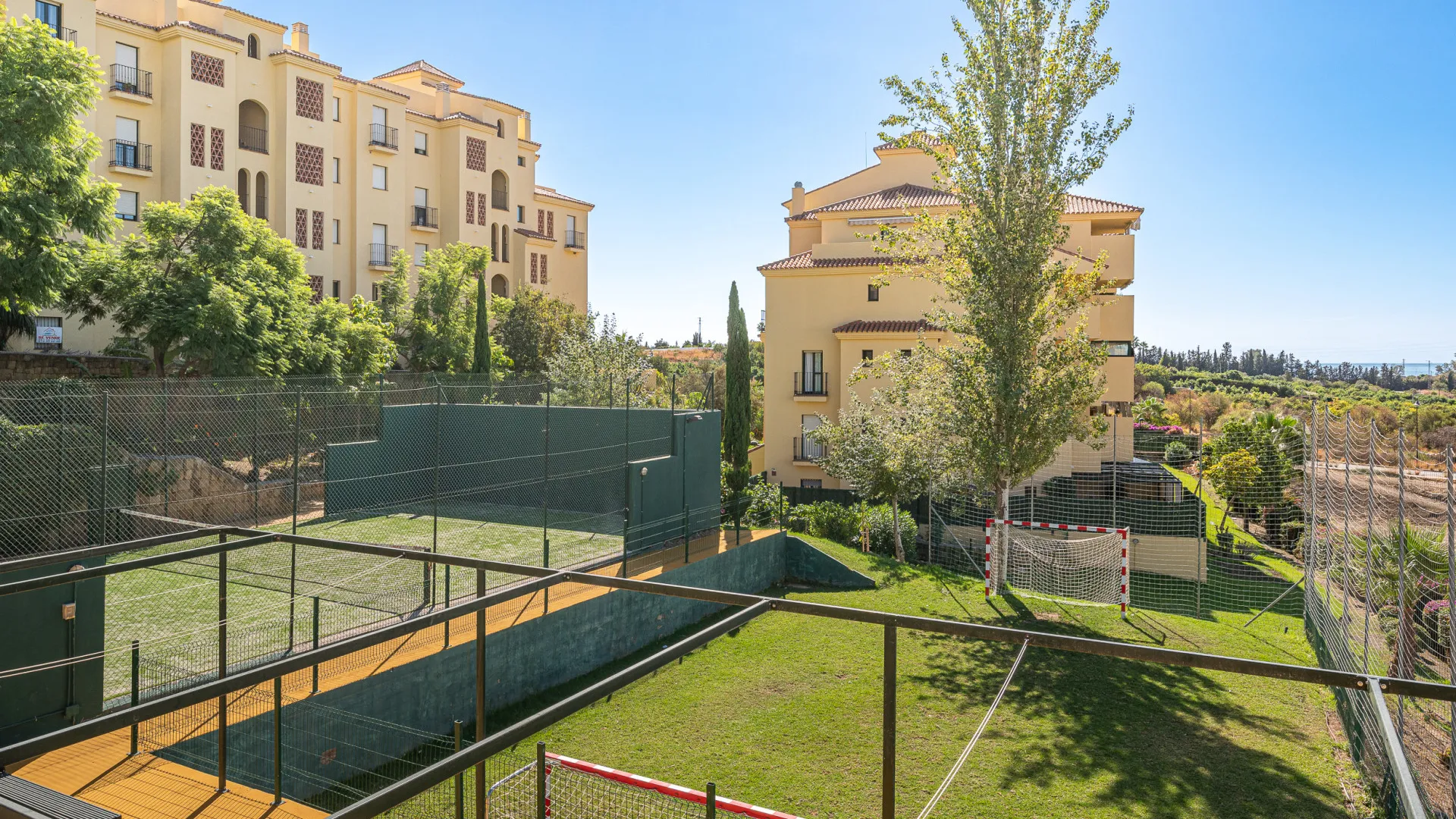 For sale 2 bedrooms ground floor apartment in Las Joyas