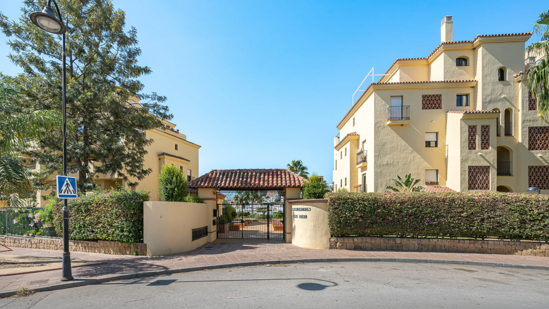 For sale 2 bedrooms ground floor apartment in Las Joyas