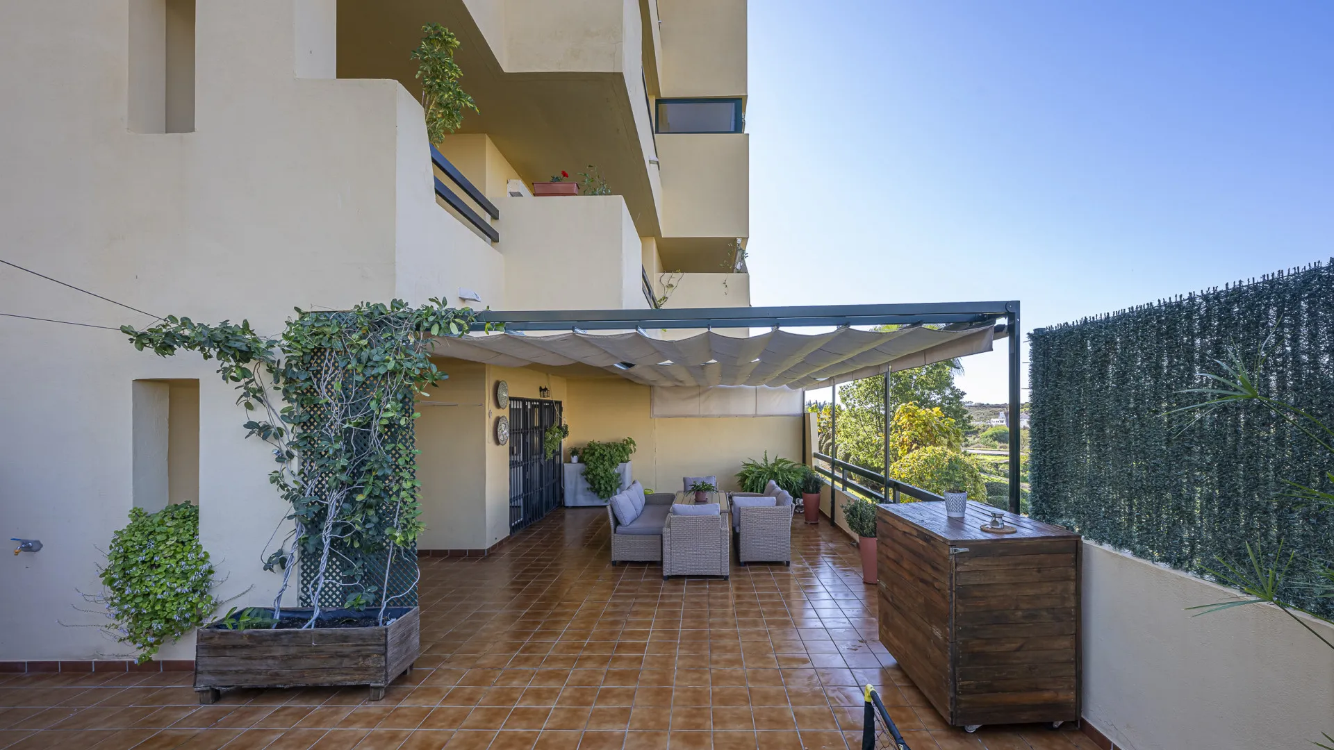 For sale 2 bedrooms ground floor apartment in Las Joyas