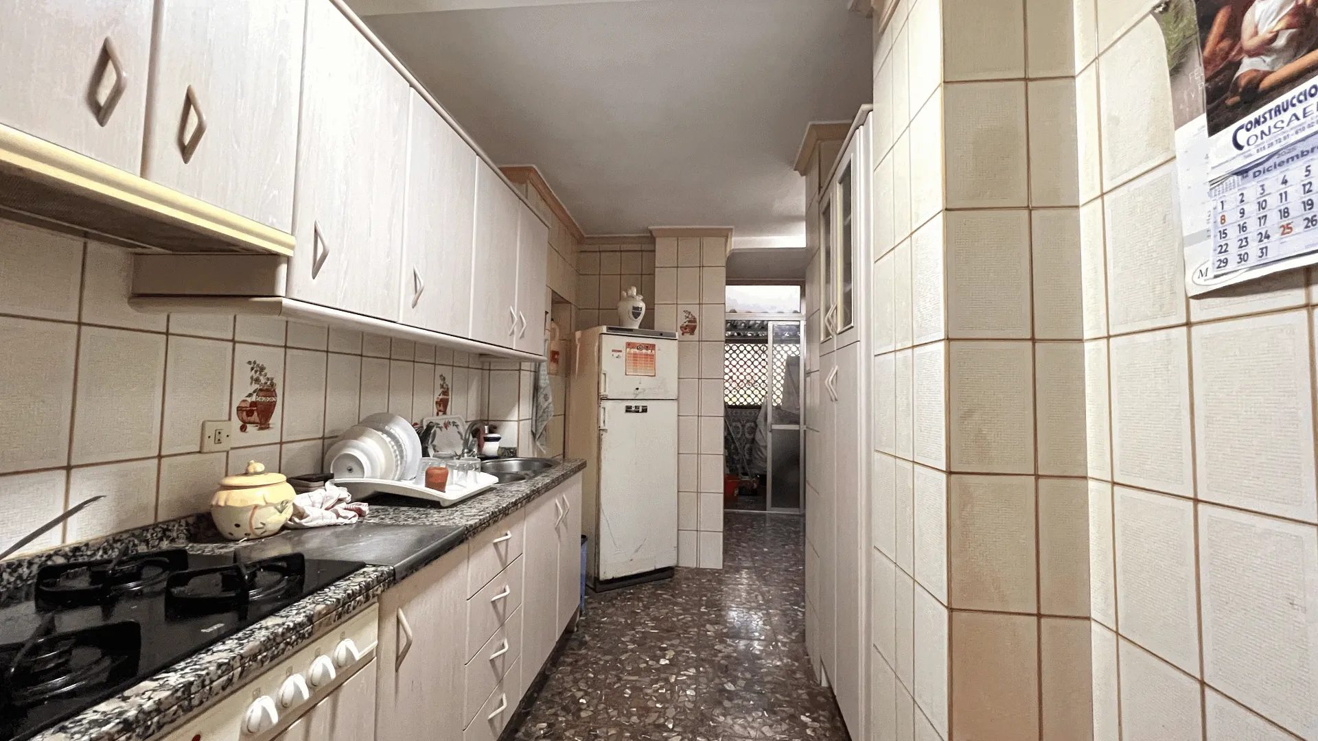 For sale Estepona Town 4 bedrooms apartment