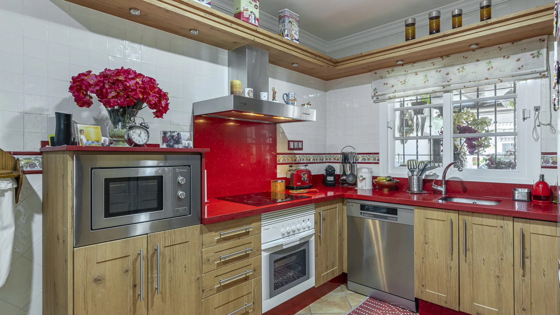 For sale town house in Estepona