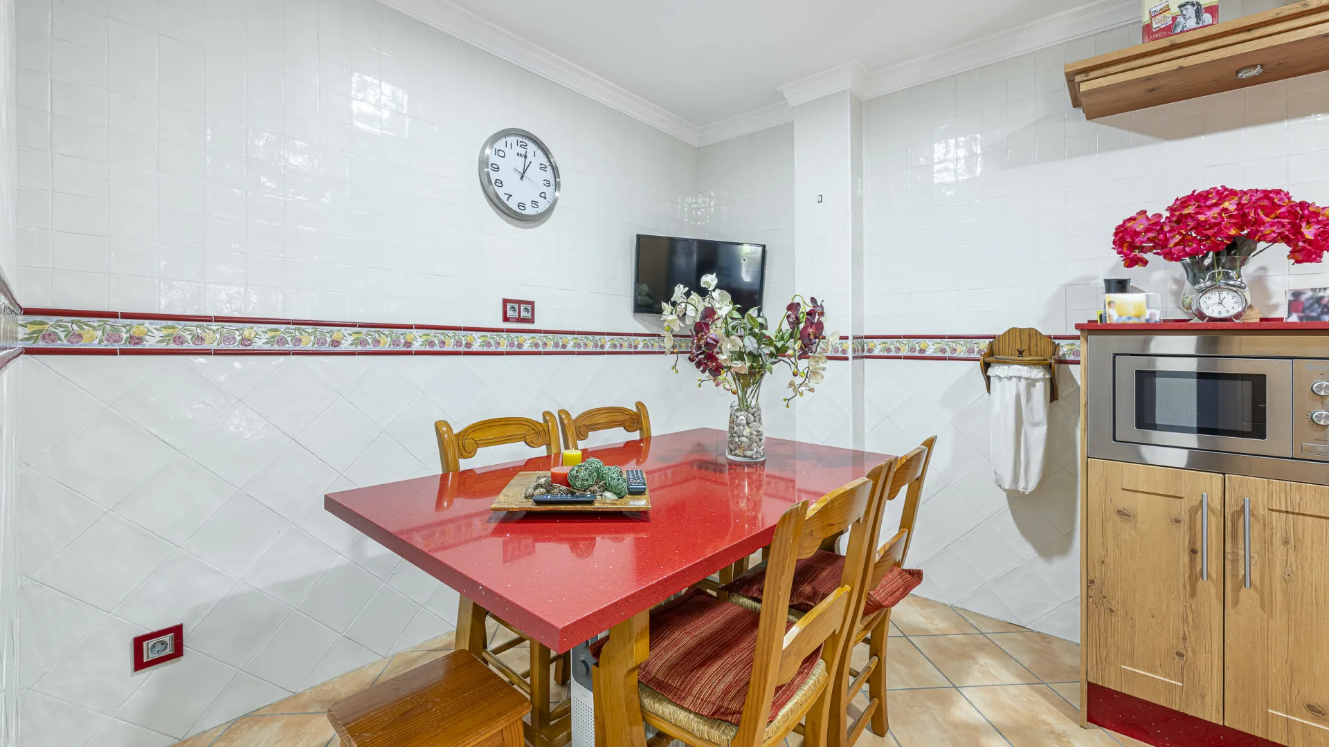 For sale town house in Estepona