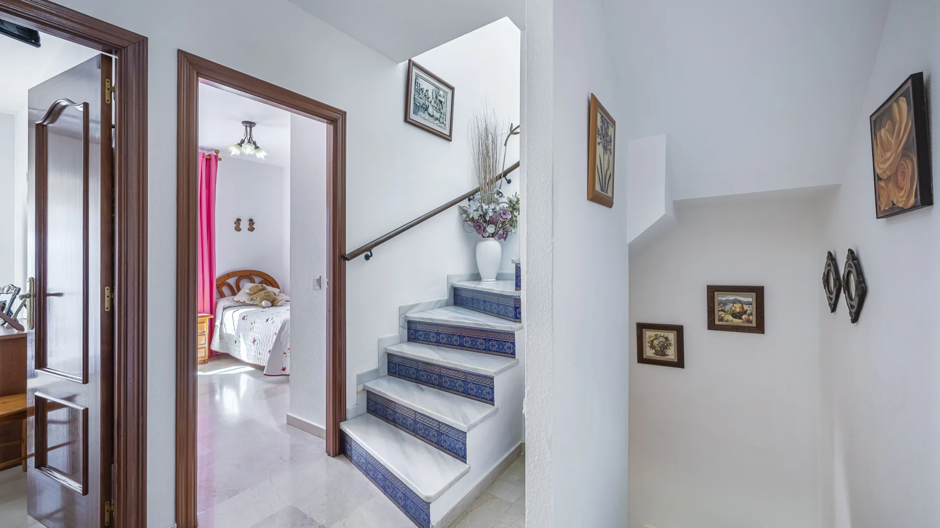 For sale town house in Estepona
