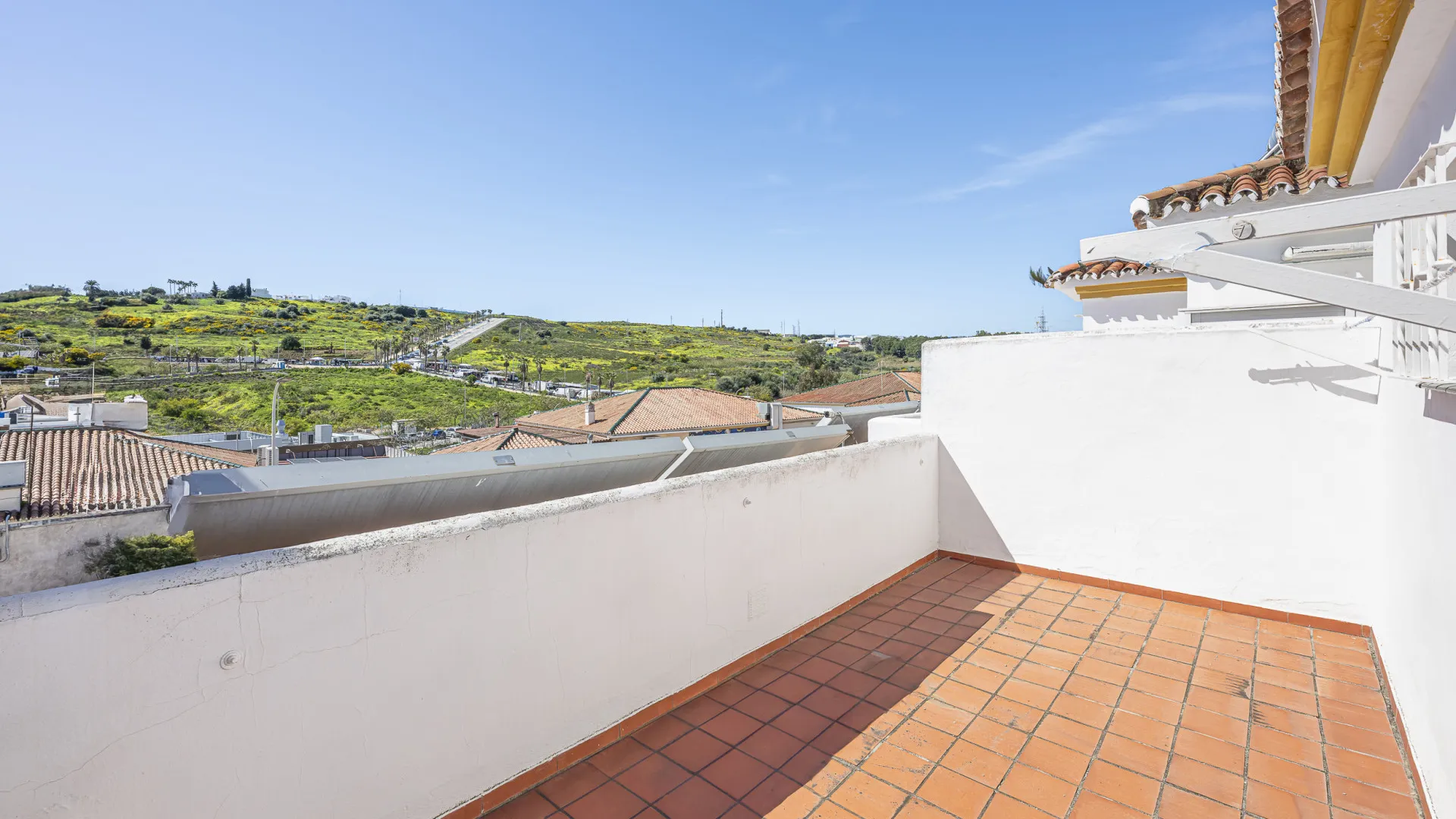 For sale town house in Estepona