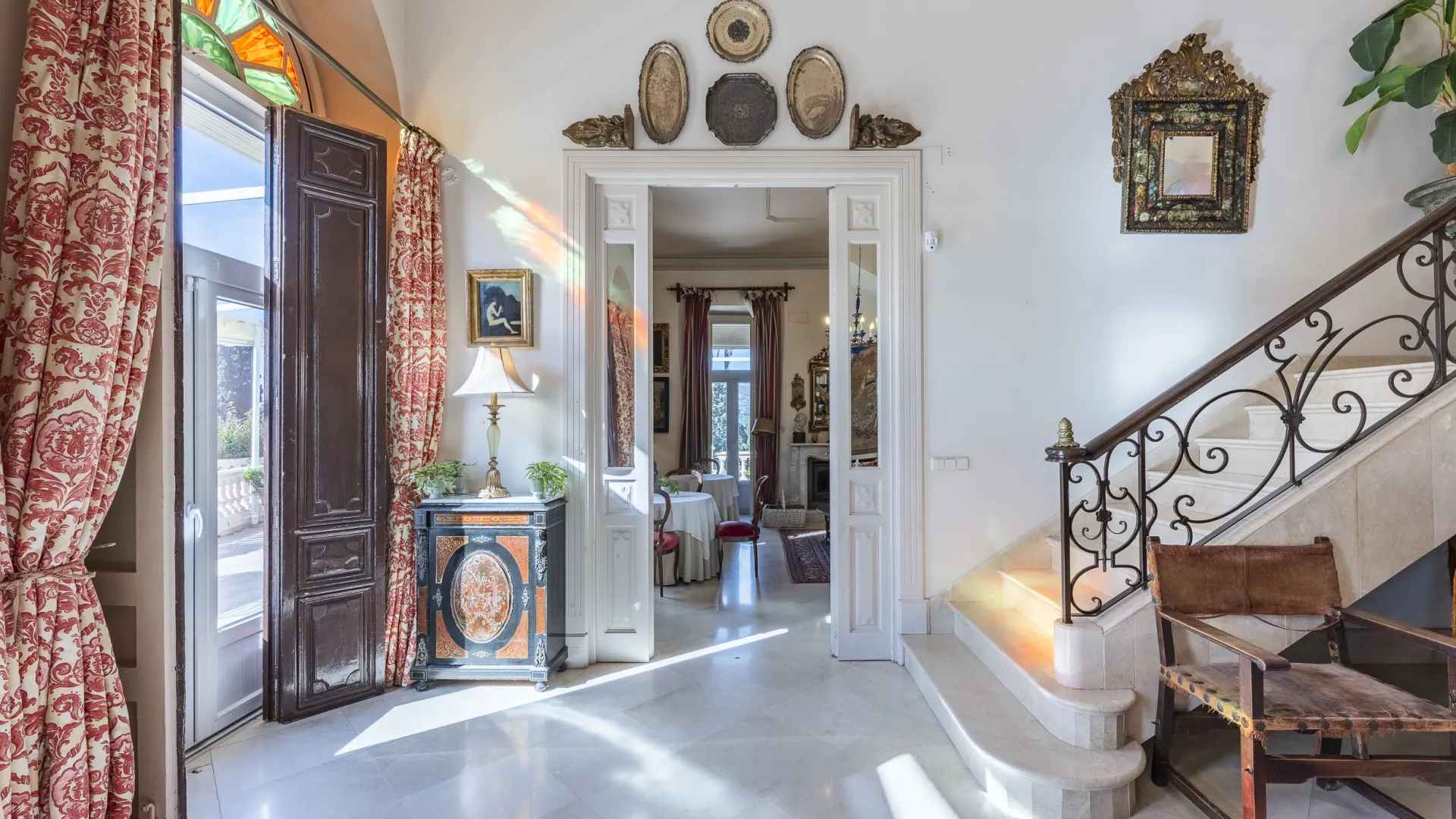 For sale unique building in Motril with 8 bedrooms