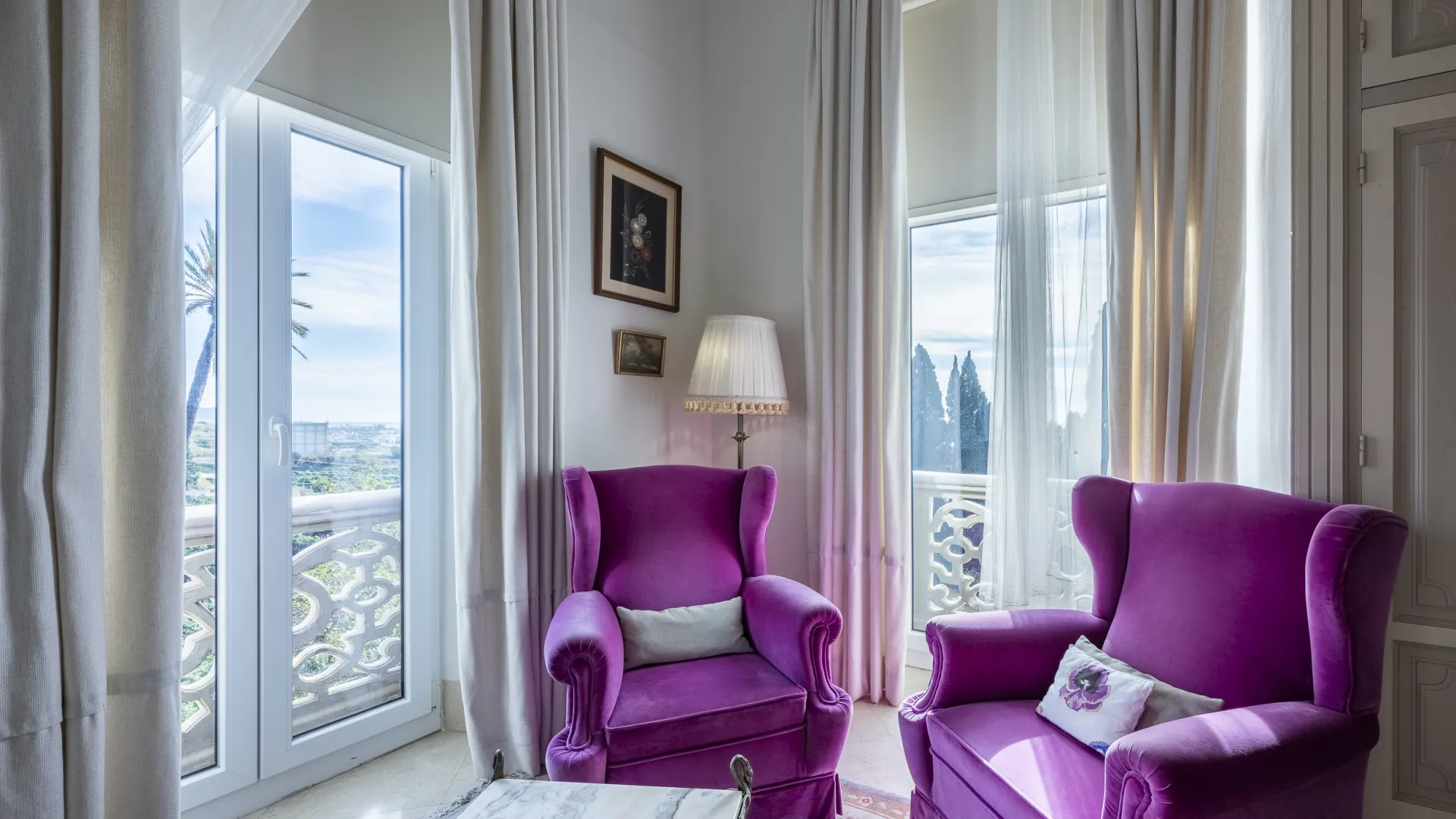 For sale unique building in Motril with 8 bedrooms