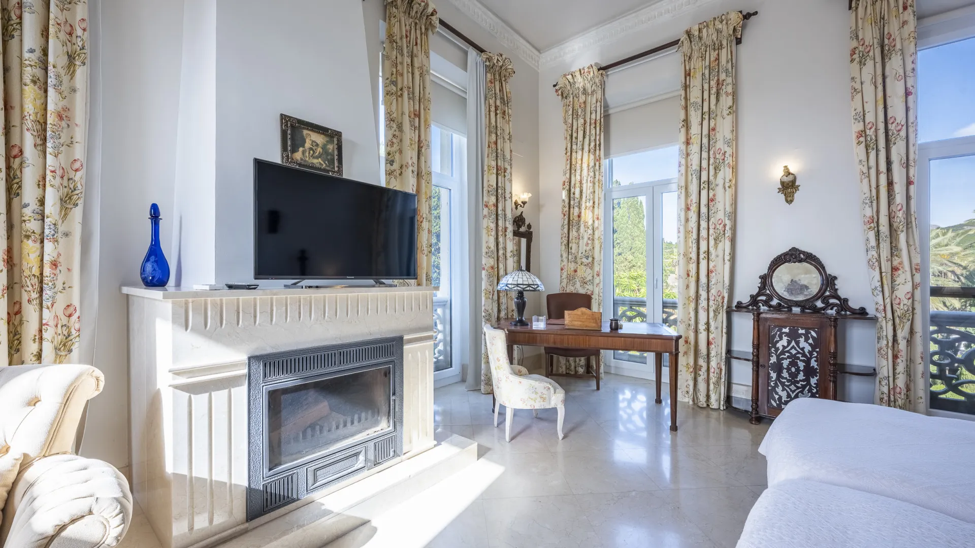 For sale unique building in Motril with 8 bedrooms