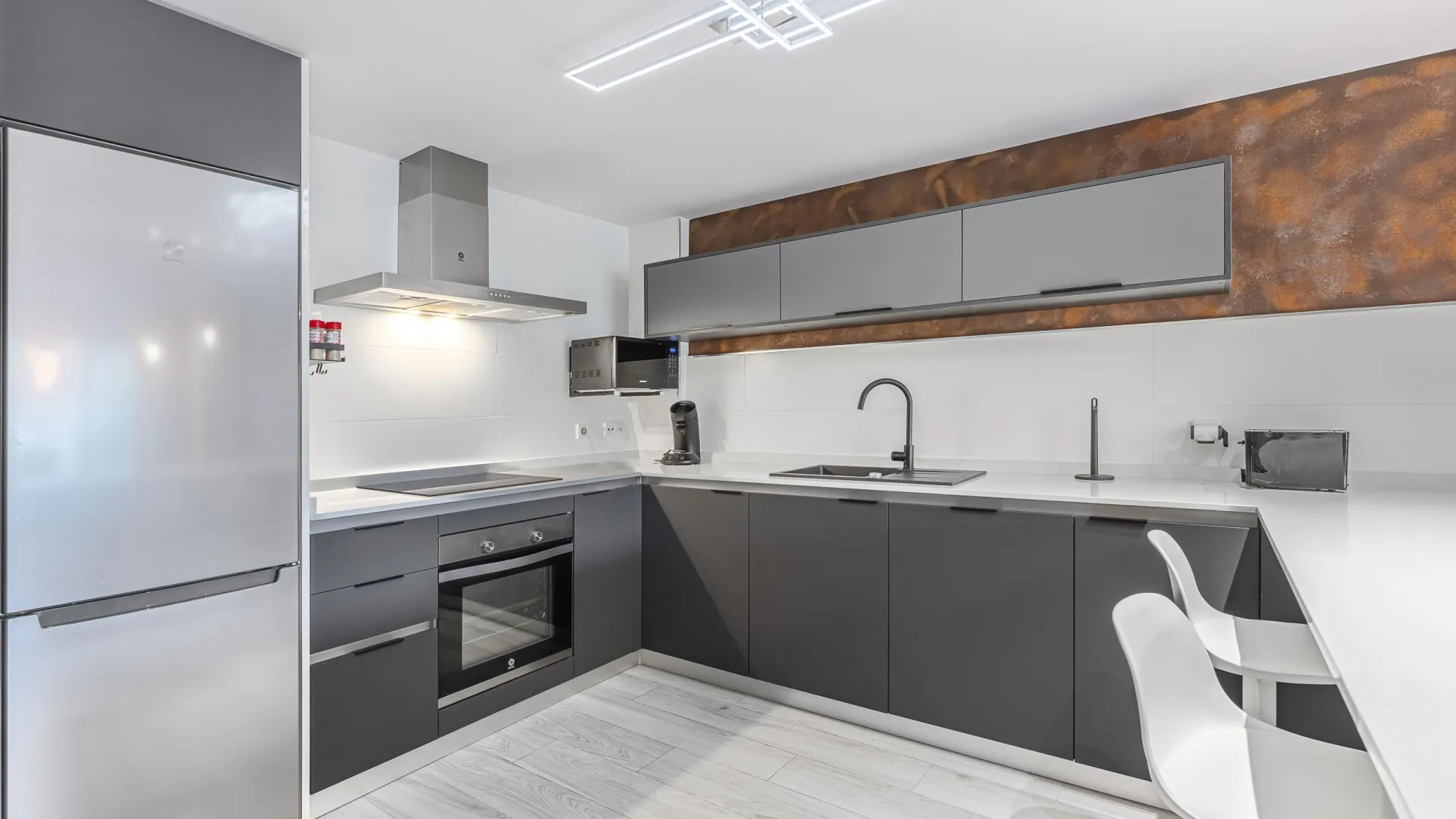 Apartamento en venta en Benahavis Centro