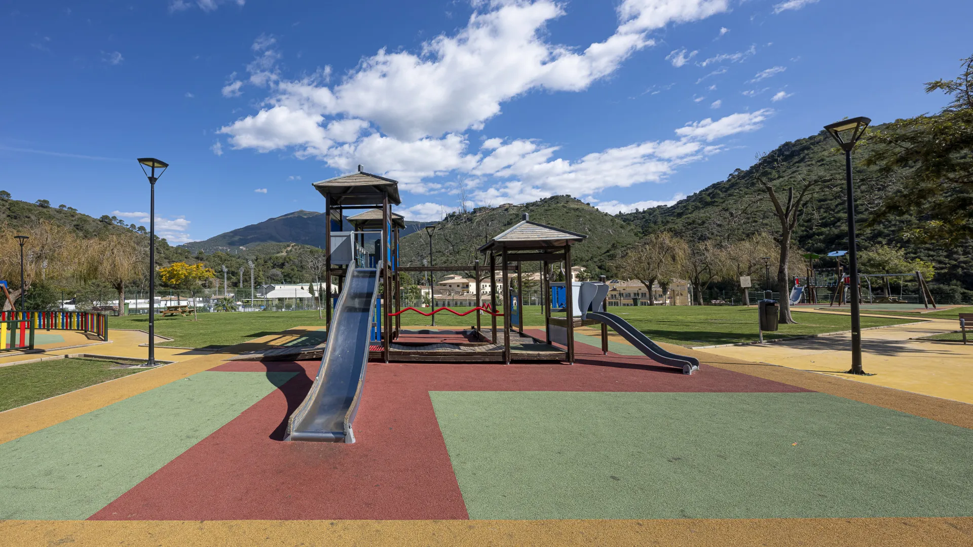 Apartamento en venta en Benahavis Centro