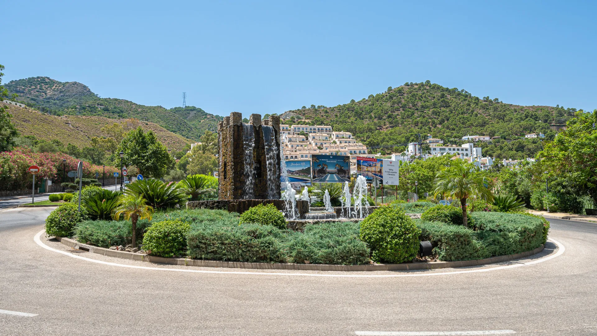 Adosado en venta con 5 dormitorios en Benahavis