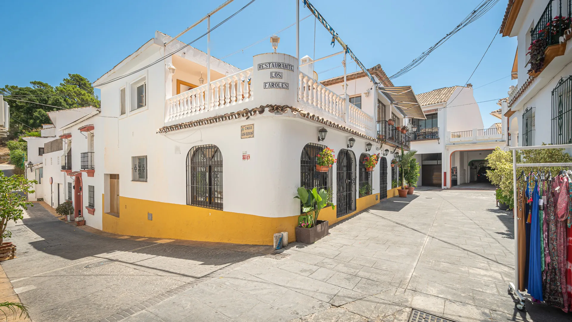 Adosado en venta con 5 dormitorios en Benahavis