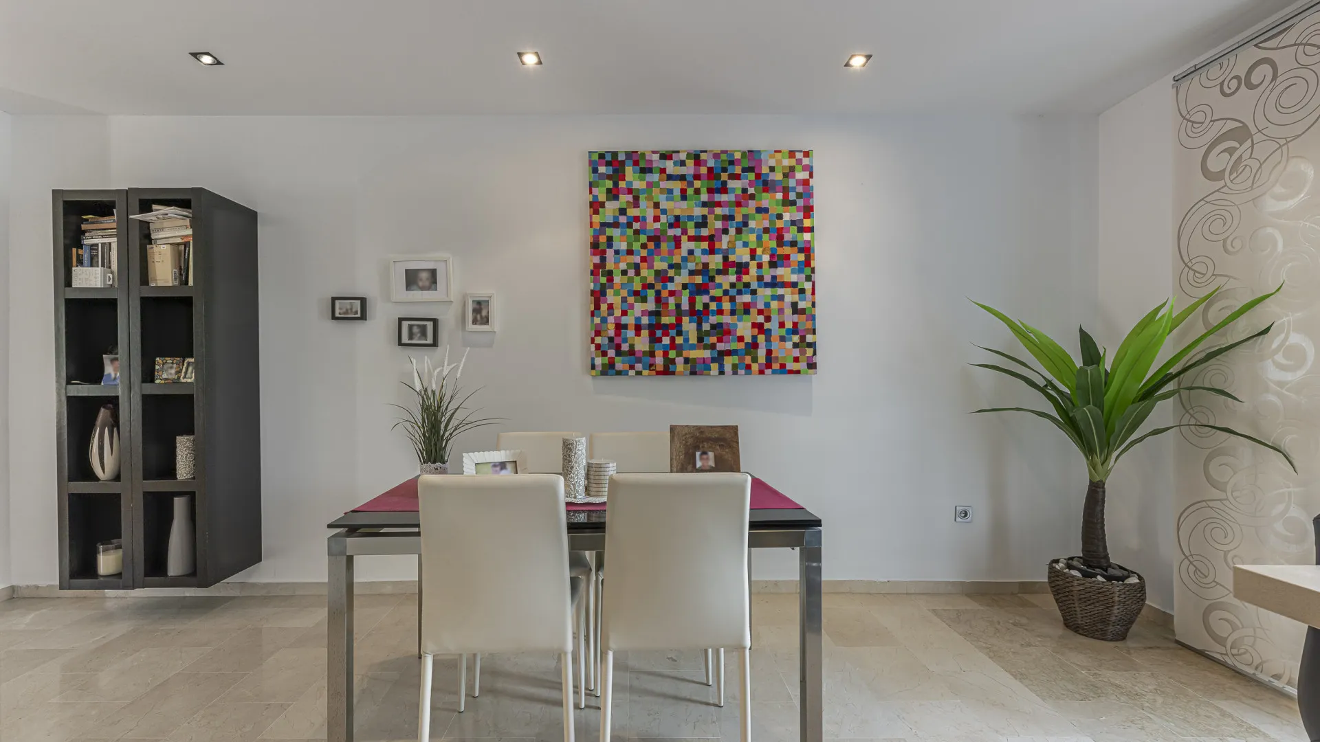 Town house for sale in Estepona
