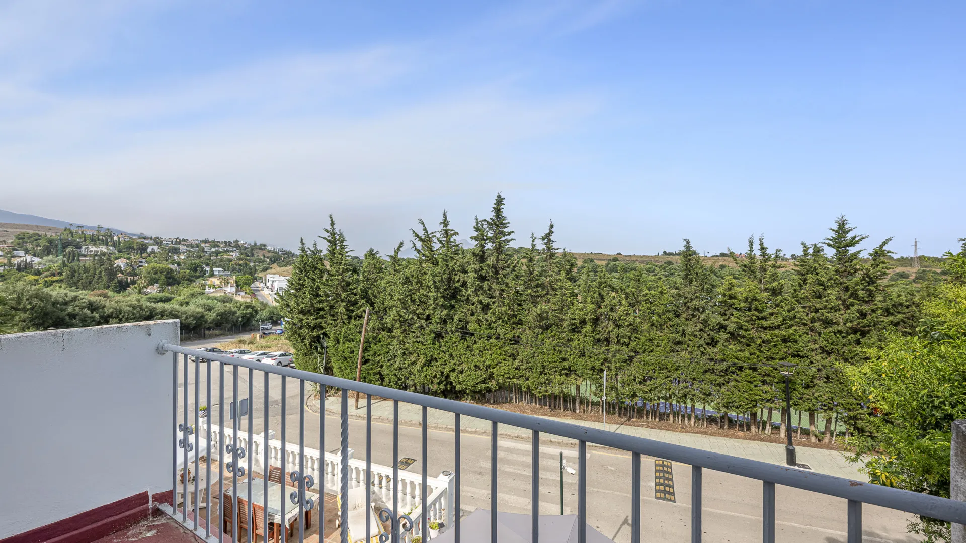 Town house for sale in Estepona
