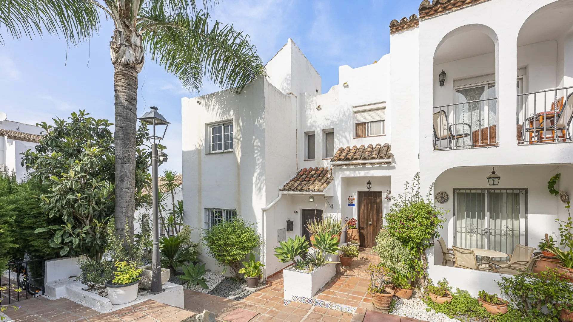 Town house for sale in Estepona